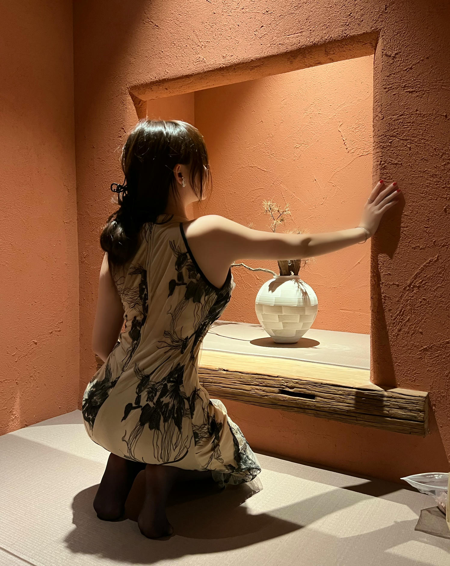 周妍希 国风旗袍[20P+1V／208MB]_第1集