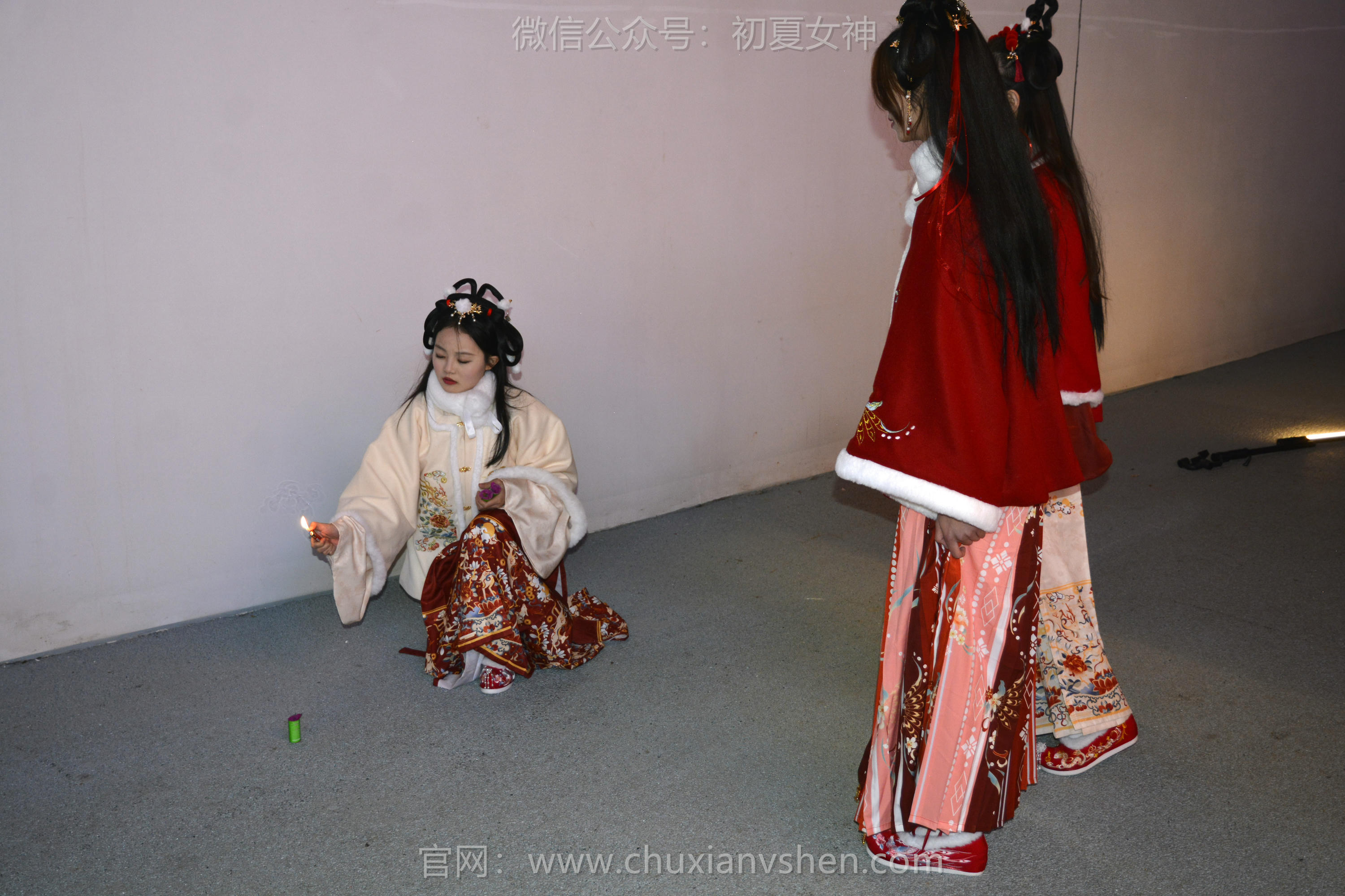 初夏女神 NO.139 双双&秀秀&情情 新年快乐[110P+1V／3.06GB]_第5集
