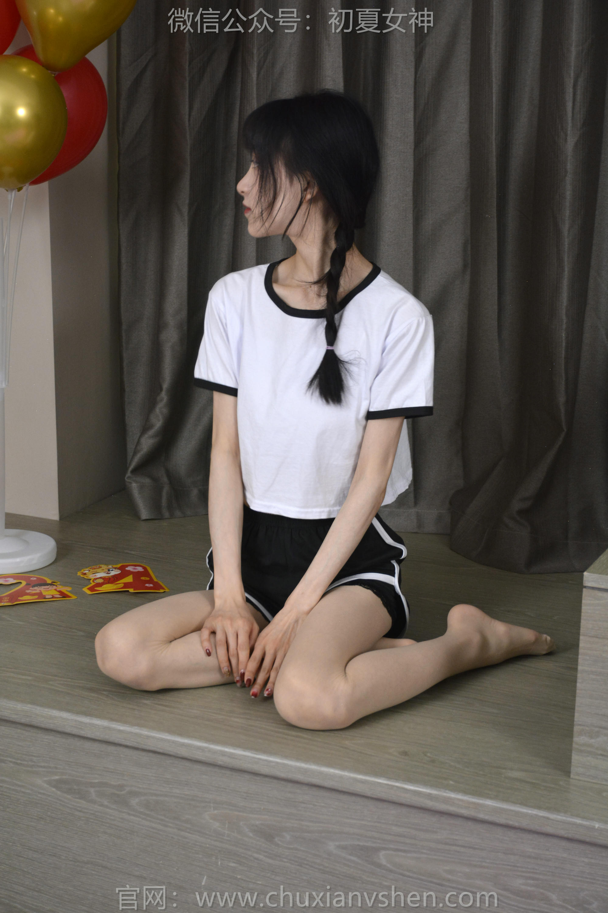 初夏女神 NO.141 柒柒 我的大嘴猴[110P+1V／3.93GB]_第4集