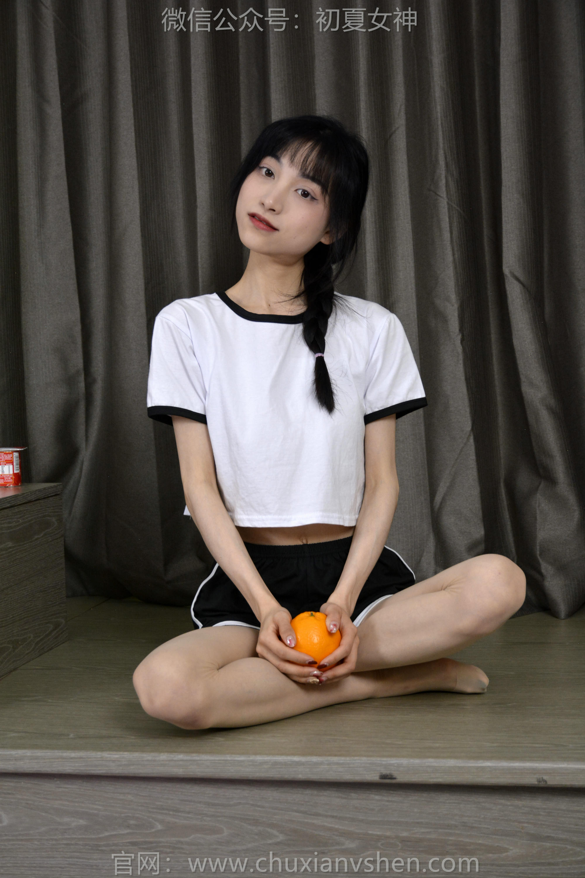 初夏女神 NO.141 柒柒 我的大嘴猴[110P+1V／3.93GB]_第5集