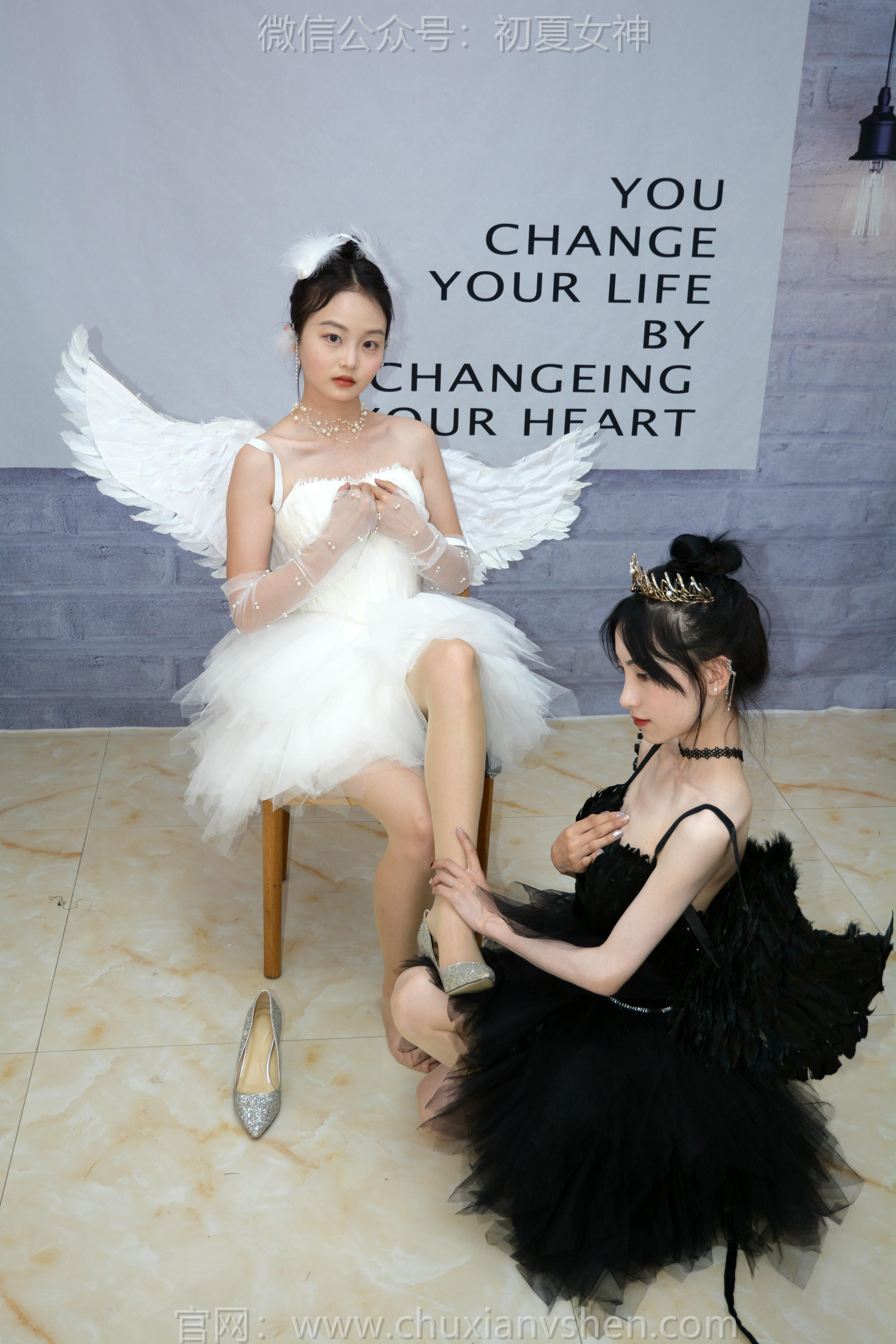 初夏女神 NO.198 柒柒、双双 黑白天鹅 [90P1V-4.28GB]_第4集