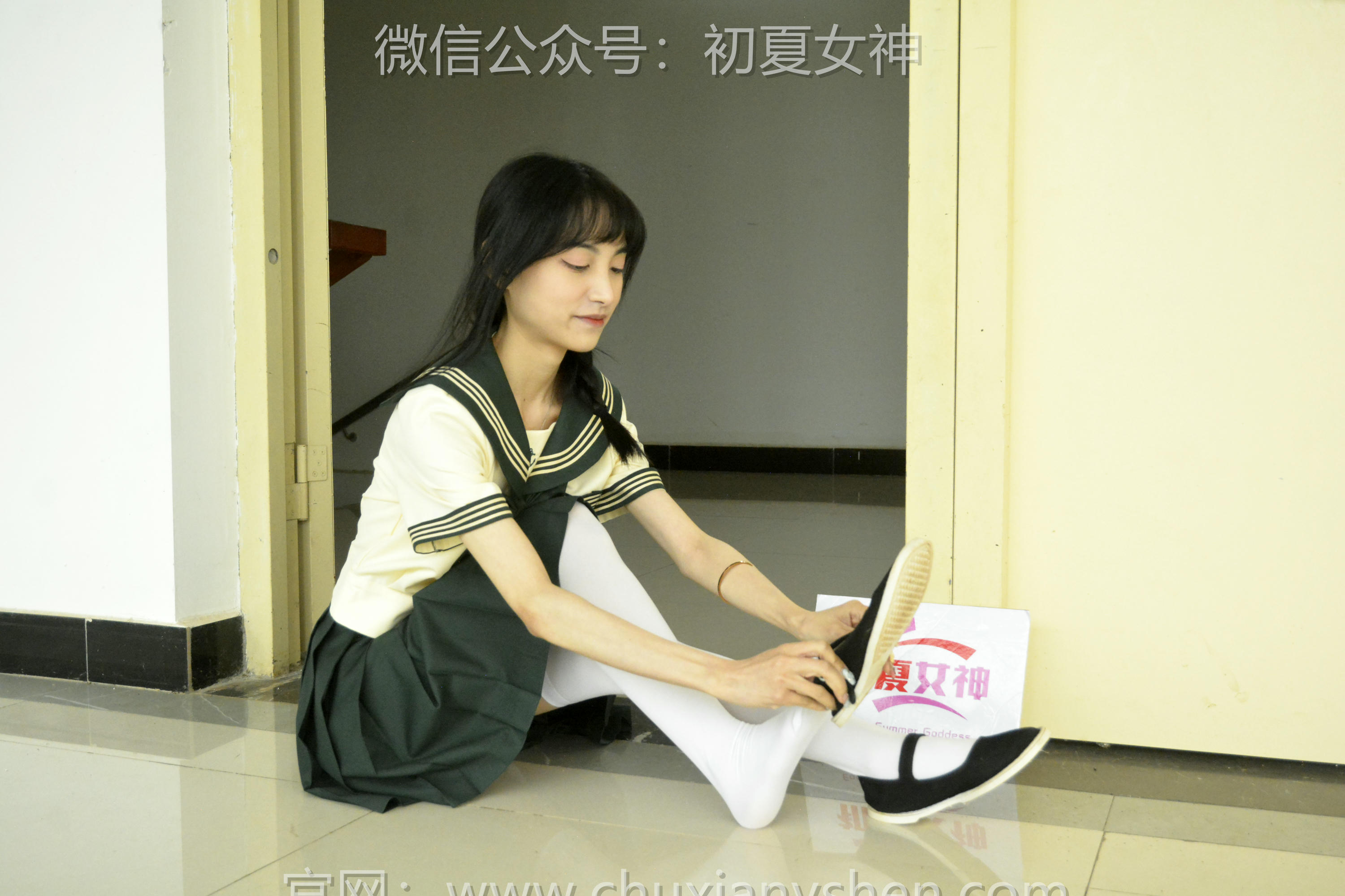 初夏女神 NO.237 柒柒~【绿色水手服】刚入手的水手服是时候展示一趟了 [140P1V 4.76 GB]_第7集
