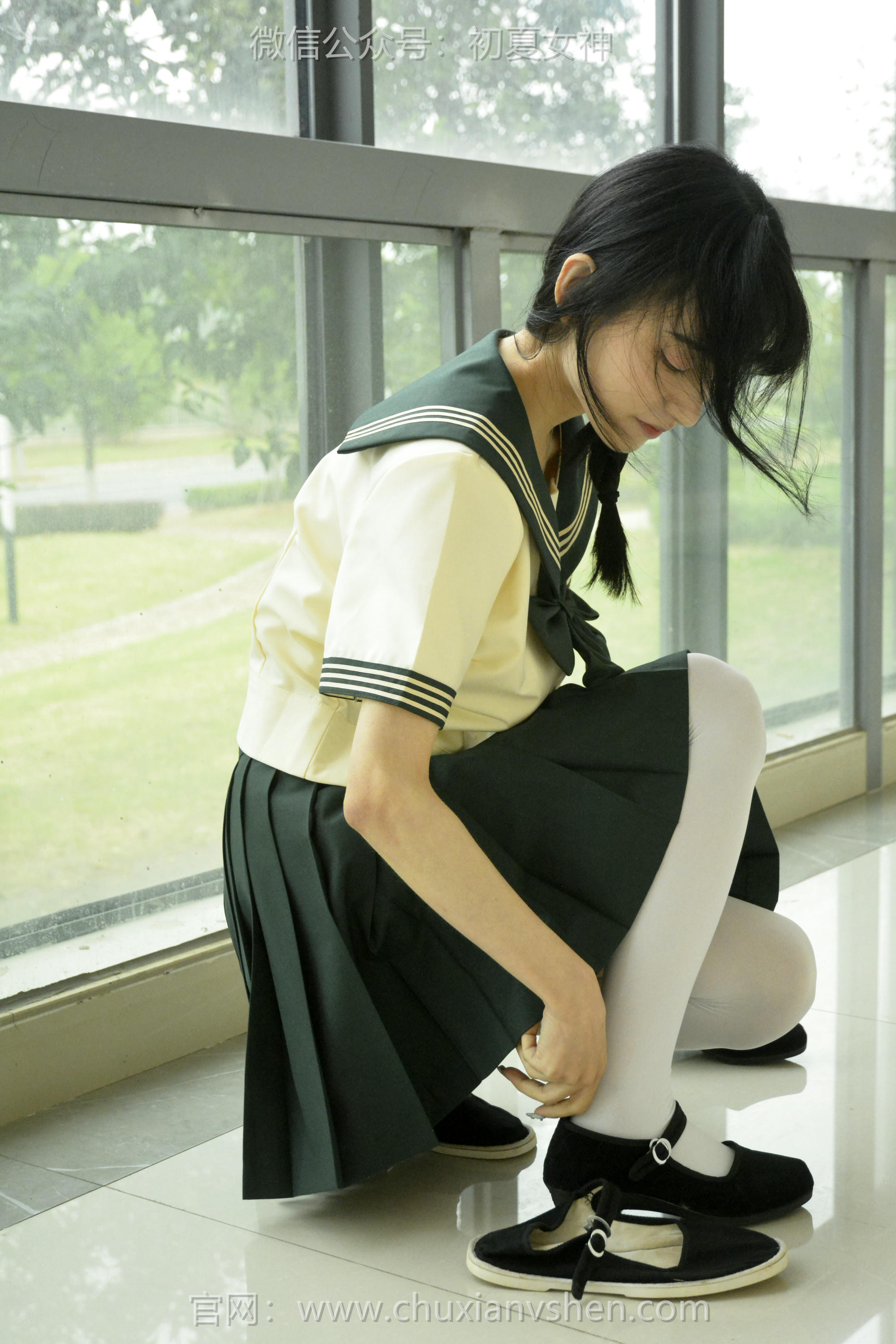 初夏女神 NO.237 柒柒~【绿色水手服】刚入手的水手服是时候展示一趟了 [140P1V 4.76 GB]_第5集
