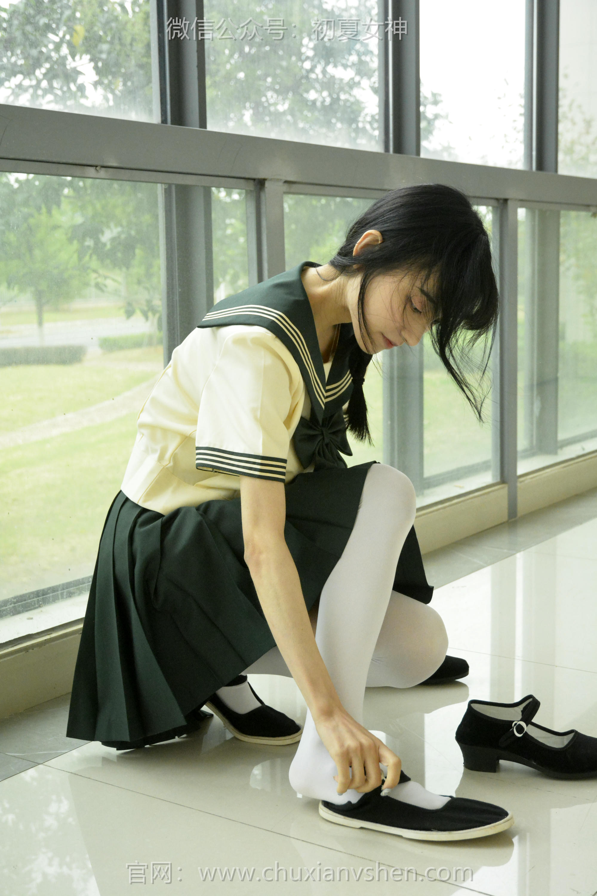初夏女神 NO.237 柒柒~【绿色水手服】刚入手的水手服是时候展示一趟了 [140P1V 4.76 GB]_第5集