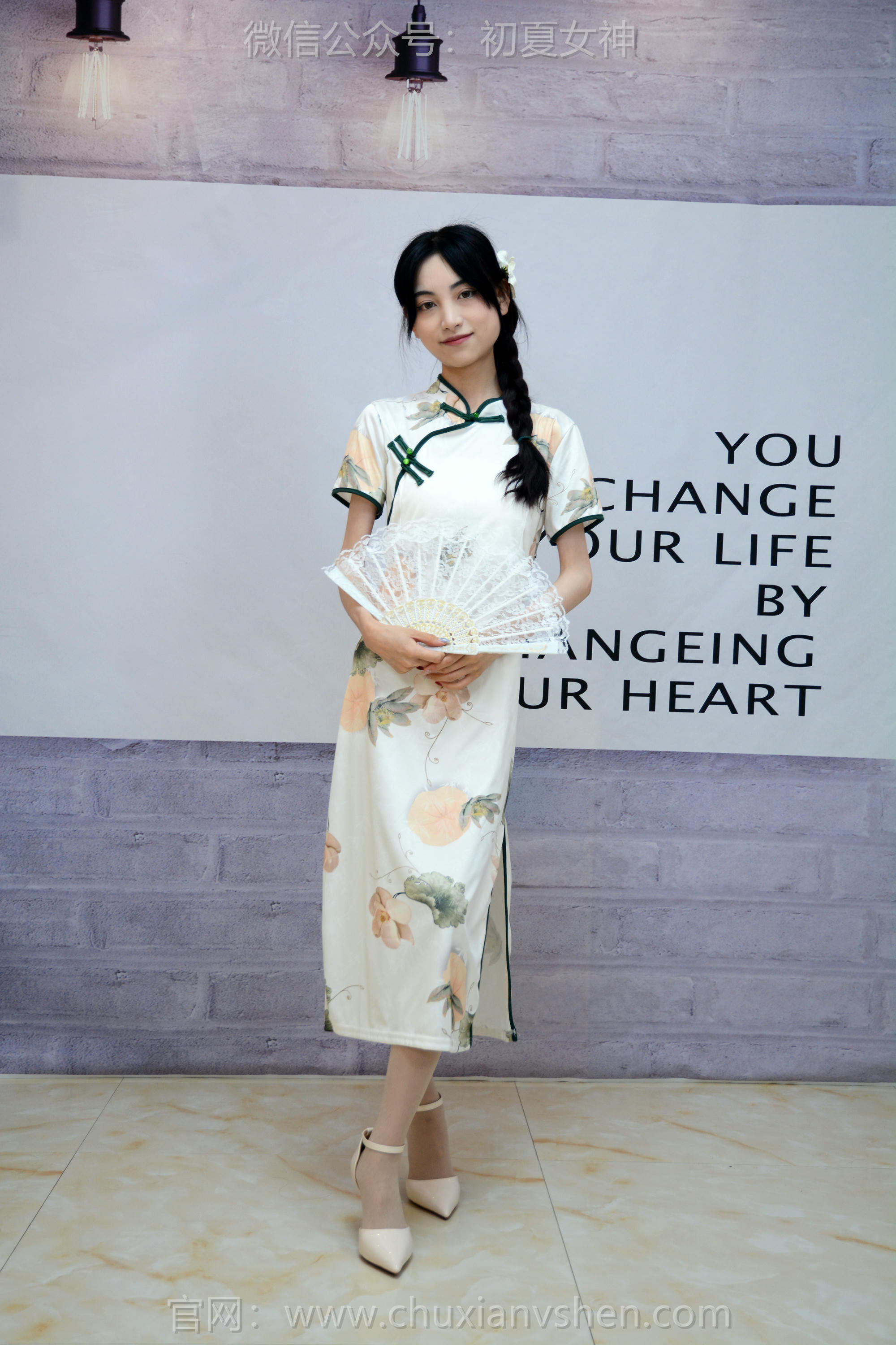初夏女神 NO.264 柒柒~《沉鱼落雁》旗袍是展现女性魅力最佳选择 [110P1V 4.17 GB]_第1集