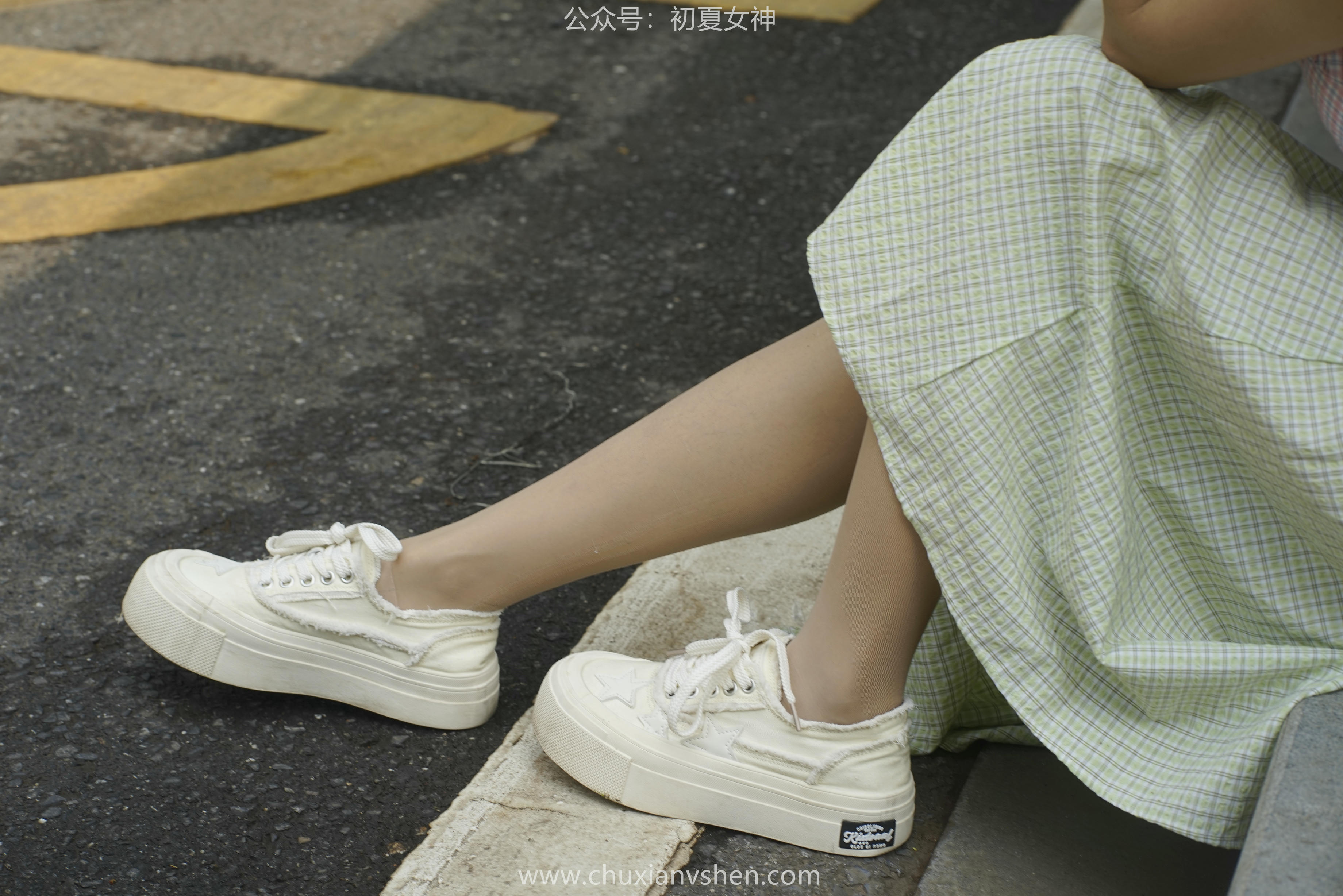 初夏女神 NO.057 点点 糖果女孩[168P+1V／6.45GB]_第2集