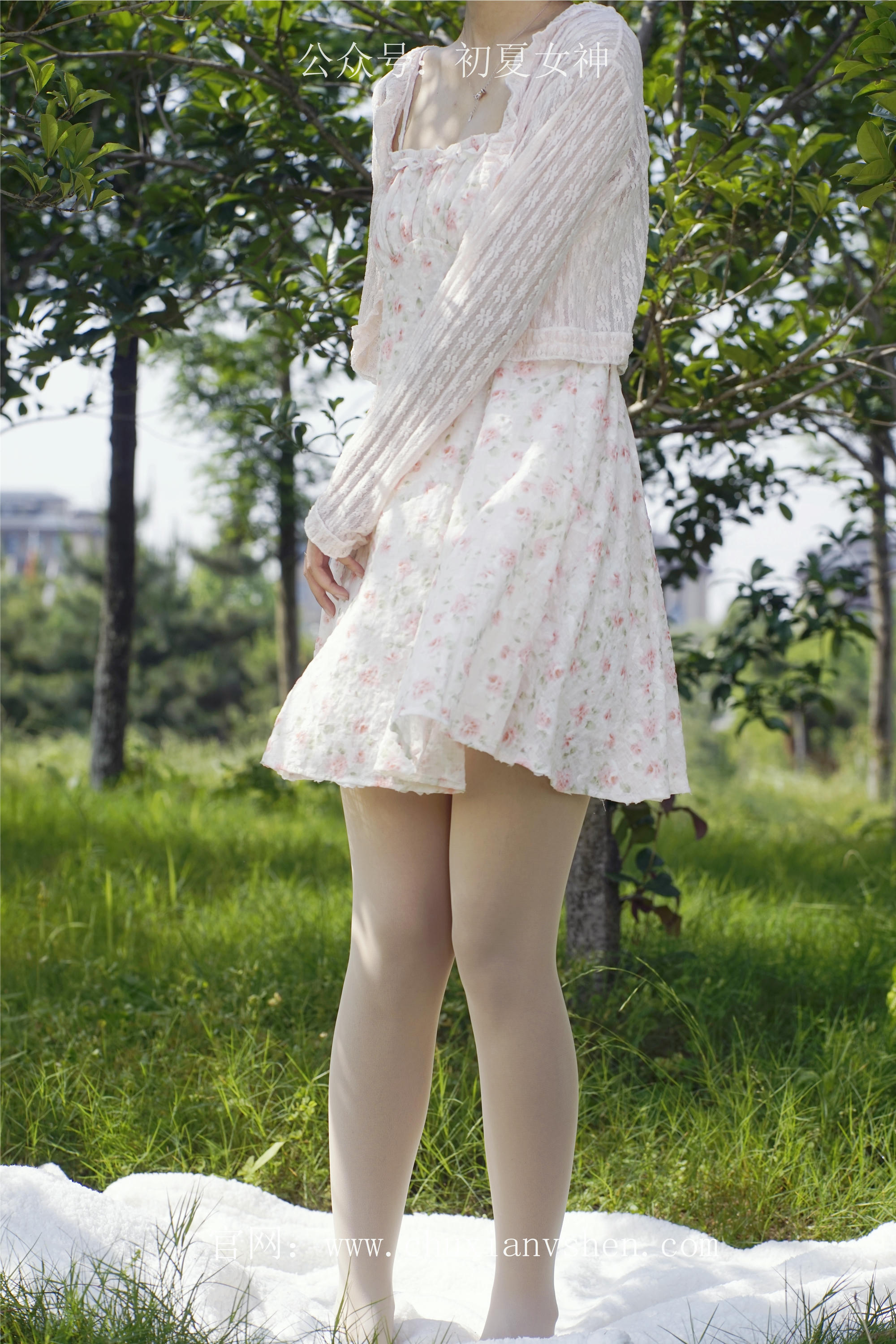初夏女神 NO.070 依依 邻家女孩-风中少女[122P+1V／4.65GB]_第6集