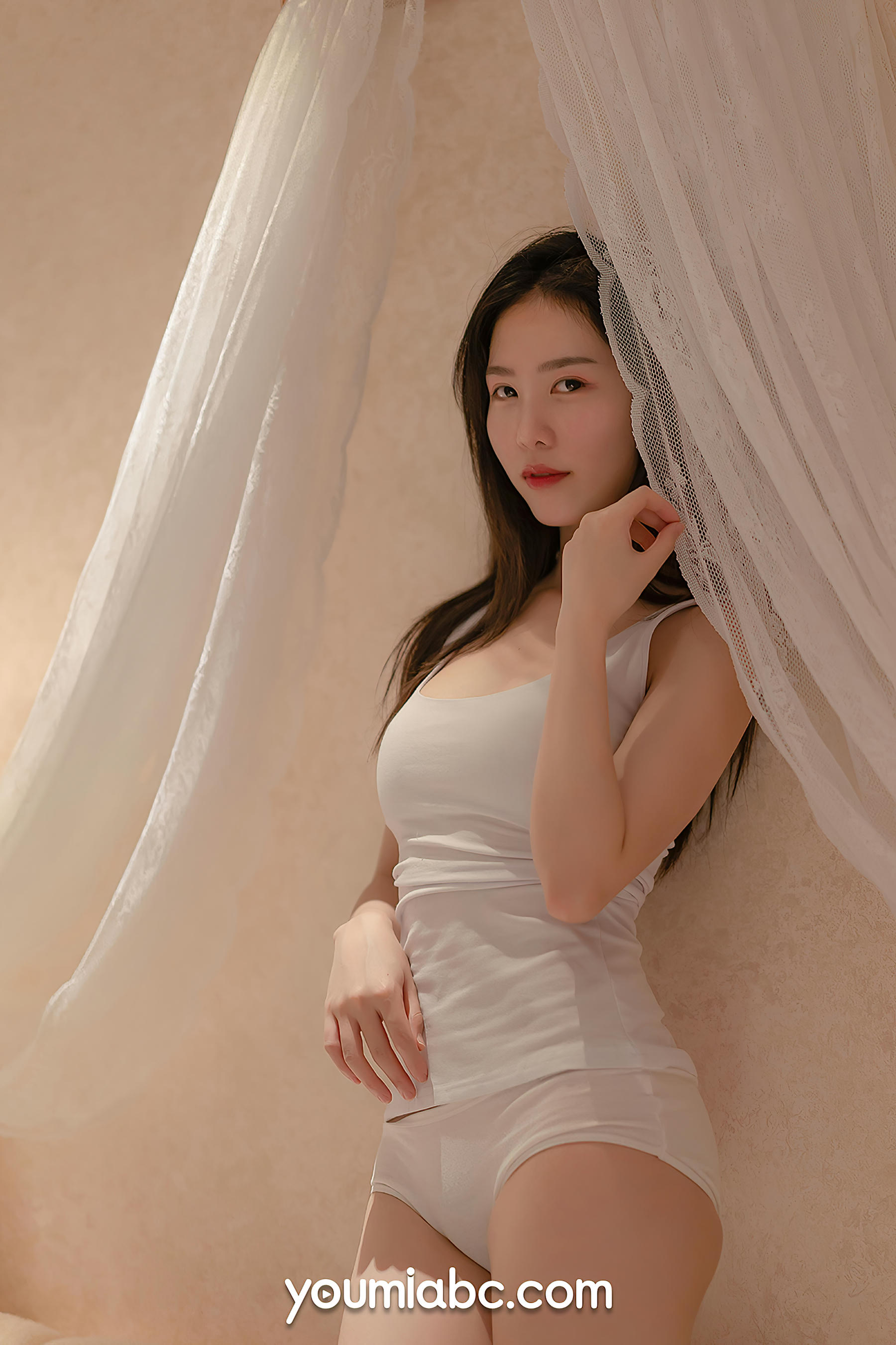 抖娘-利世 NO.054 YouMi尤蜜 独居女 [18P-286MB]_第1集