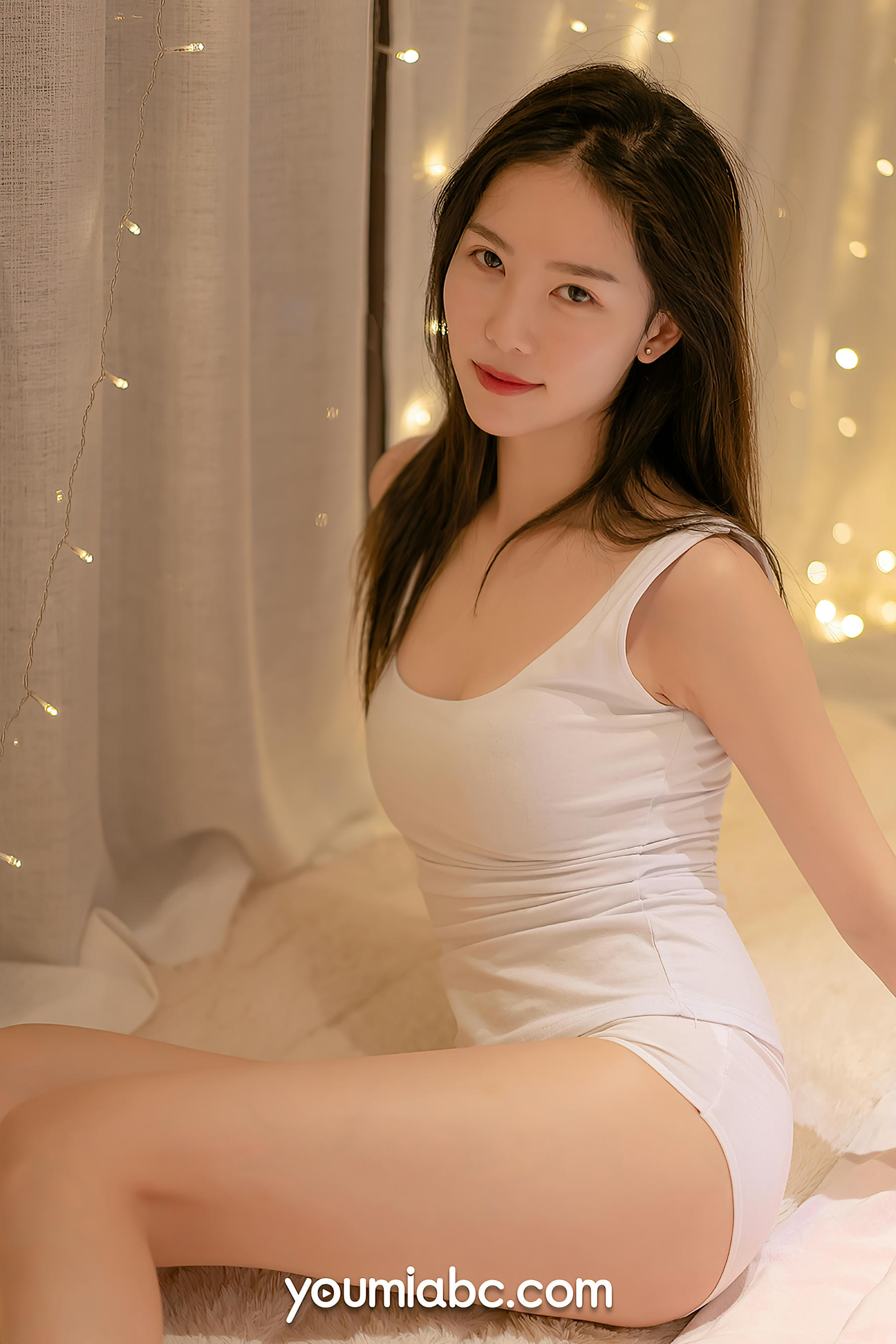 抖娘-利世 NO.054 YouMi尤蜜 独居女 [18P-286MB]_第1集