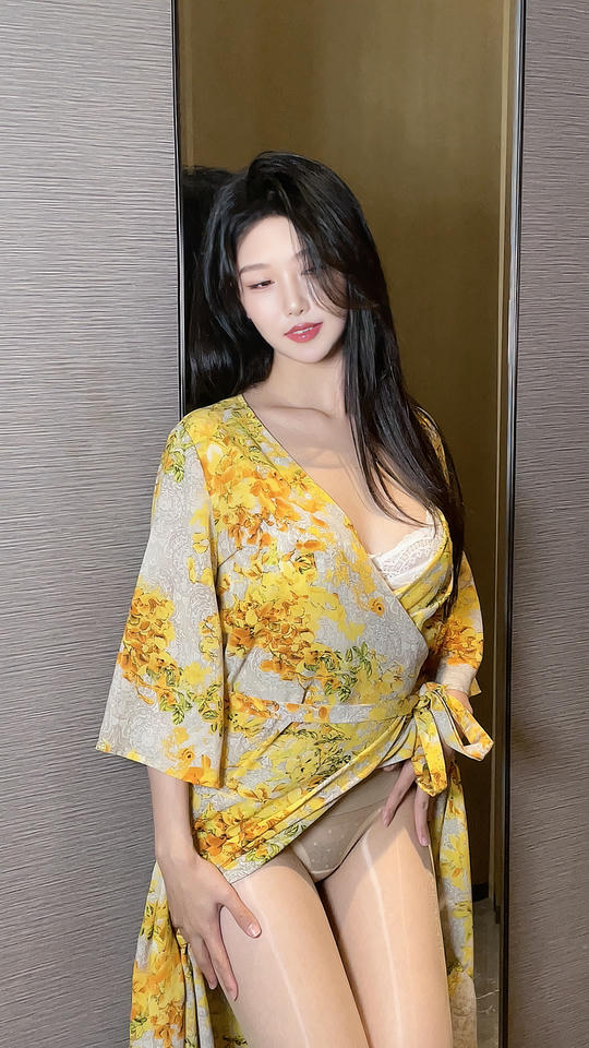 抖娘-利世 NO.160 出轨女友现场[20P-57.9M]_第1集