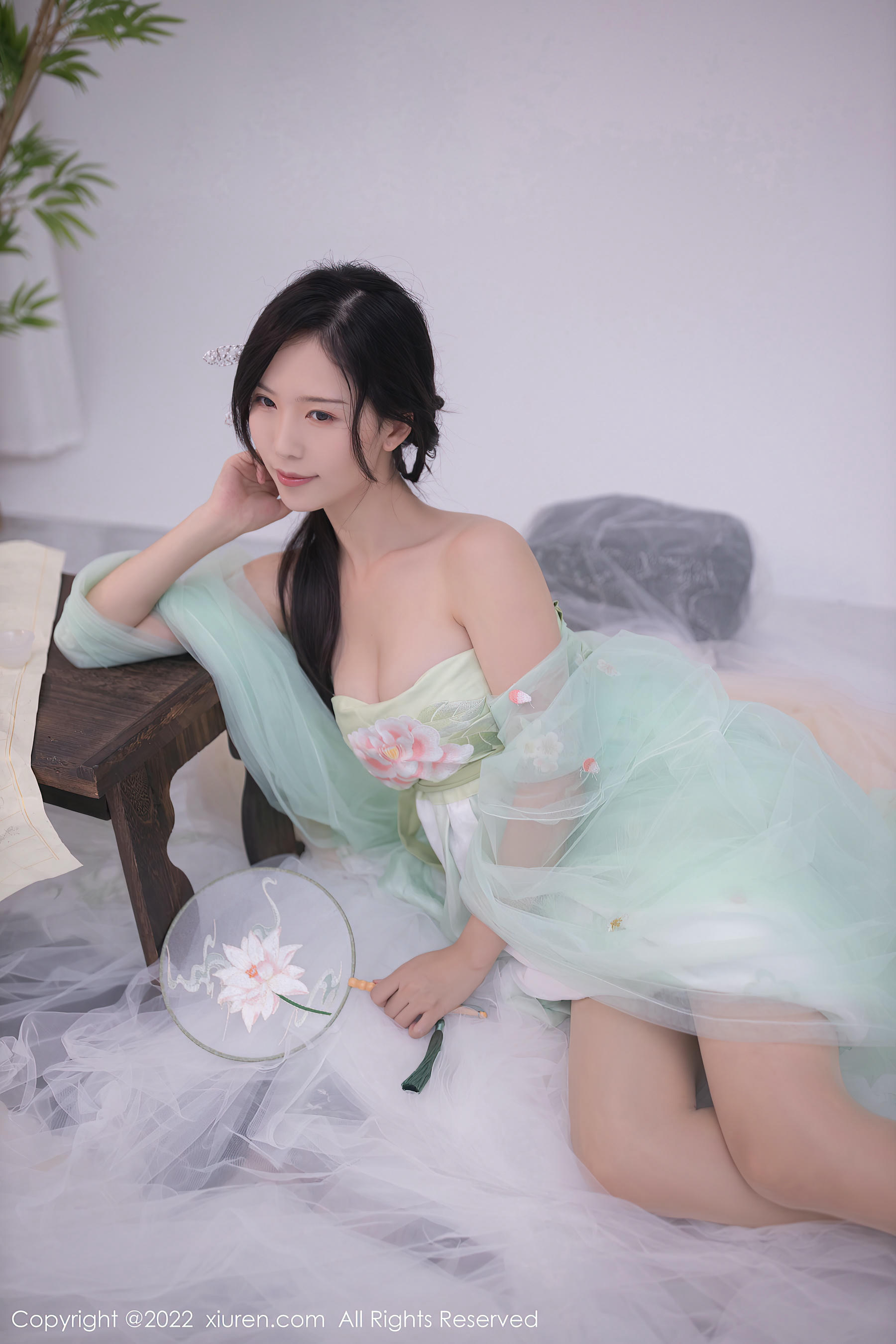 XIUREN秀人网 2022.07.27 NO.5345 抖娘利世[73P]_第1集