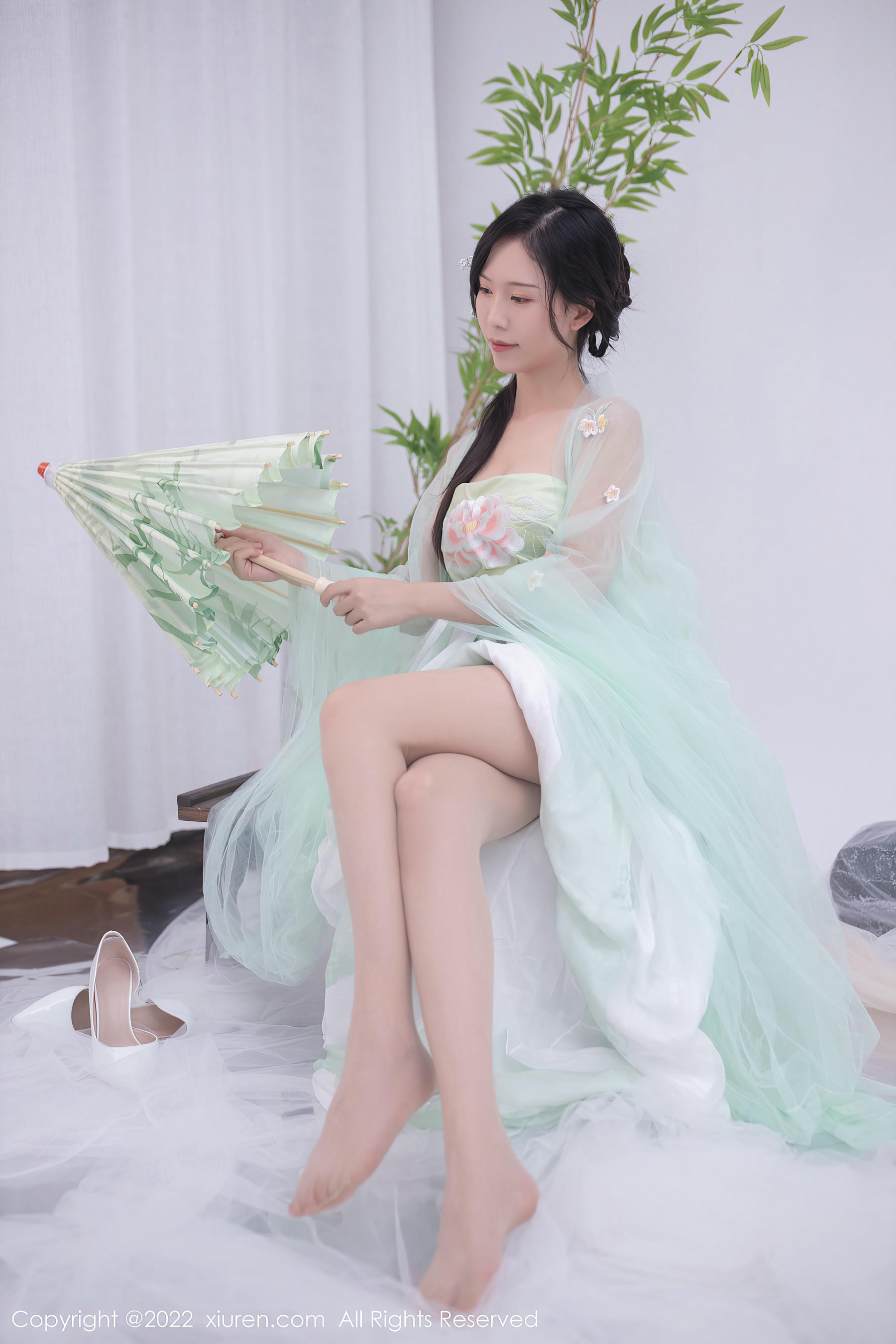 XIUREN秀人网 2022.07.27 NO.5345 抖娘利世[73P]_第1集