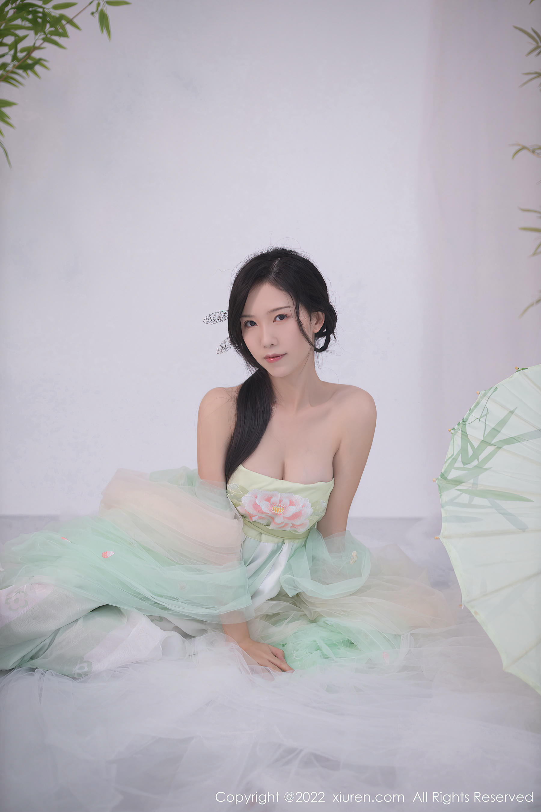 XIUREN秀人网 2022.07.27 NO.5345 抖娘利世[73P]_第1集