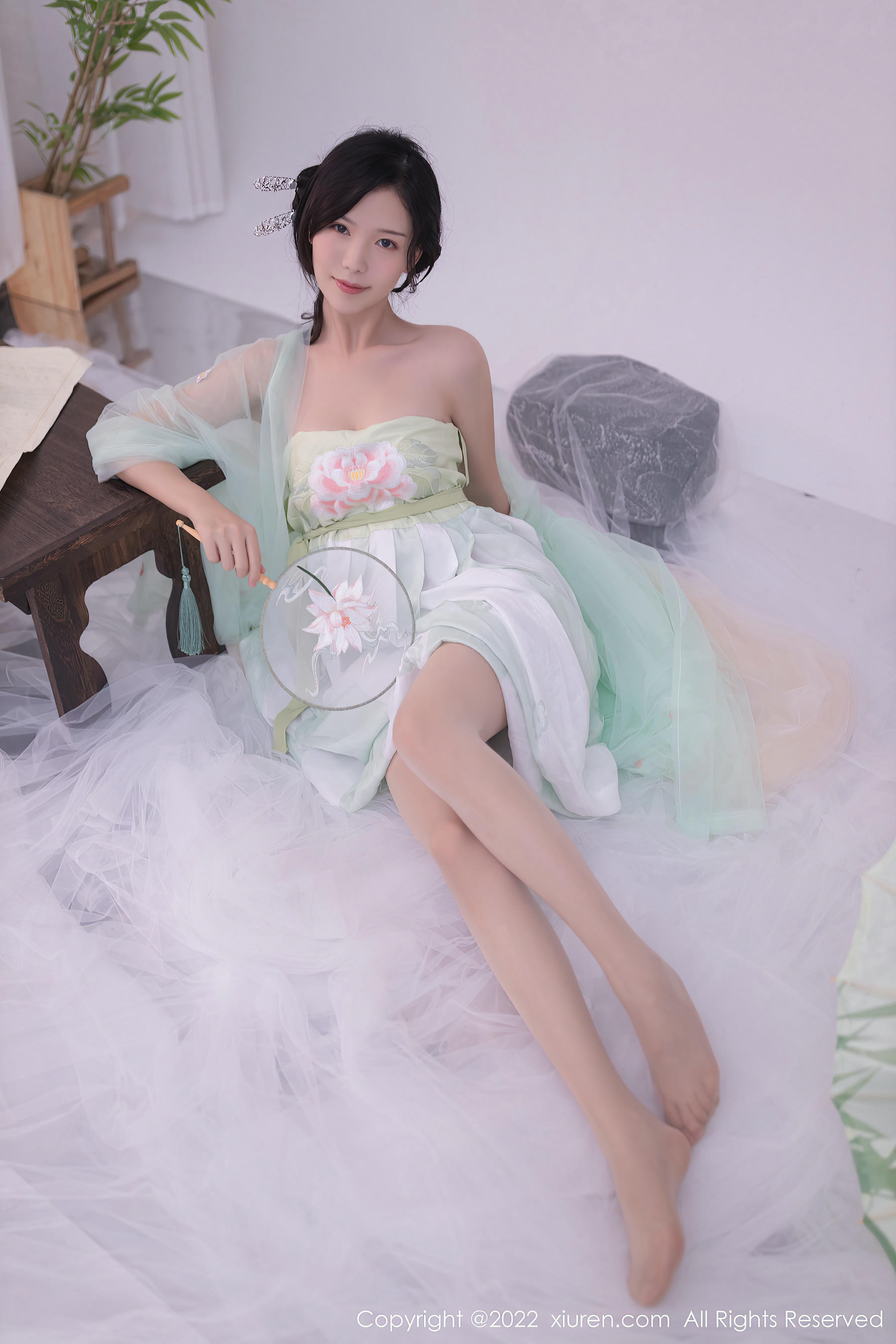 XIUREN秀人网 2022.07.27 NO.5345 抖娘利世[73P]_第1集