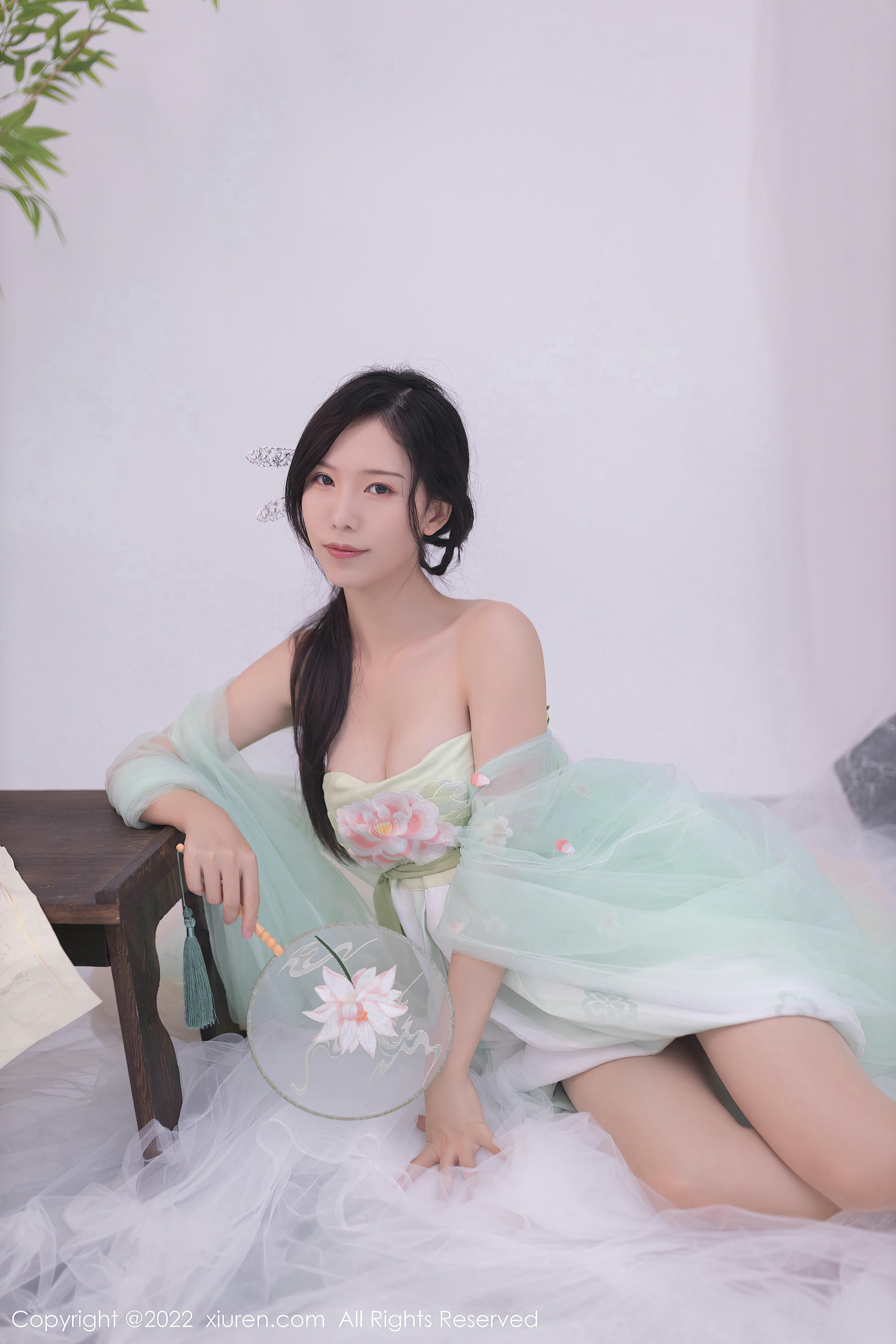 XIUREN秀人网 2022.07.27 NO.5345 抖娘利世[73P]_第1集