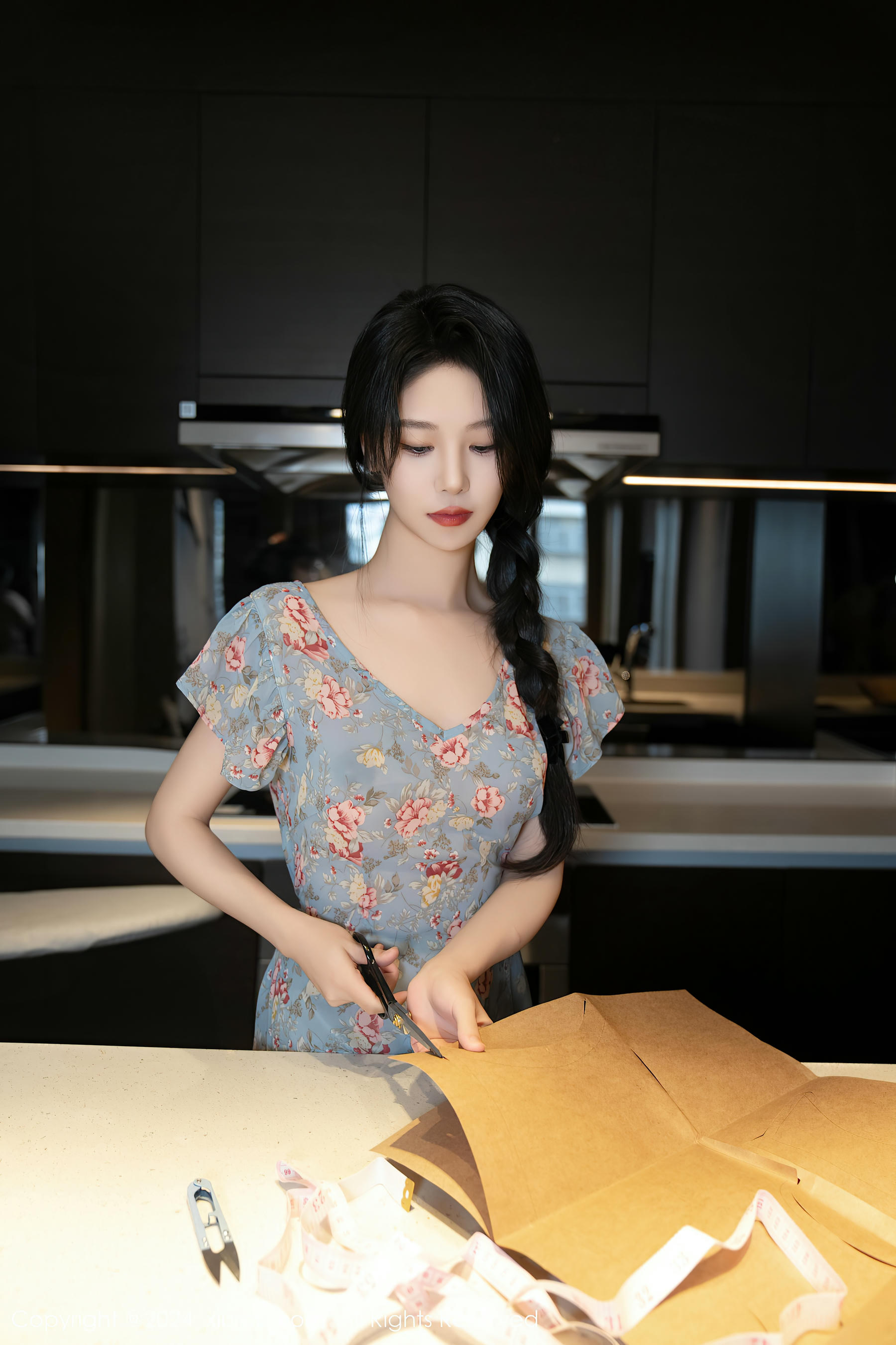 XIUREN秀人网 2024.06.14 NO.8704 利世[80+1P／669MB]_第1集