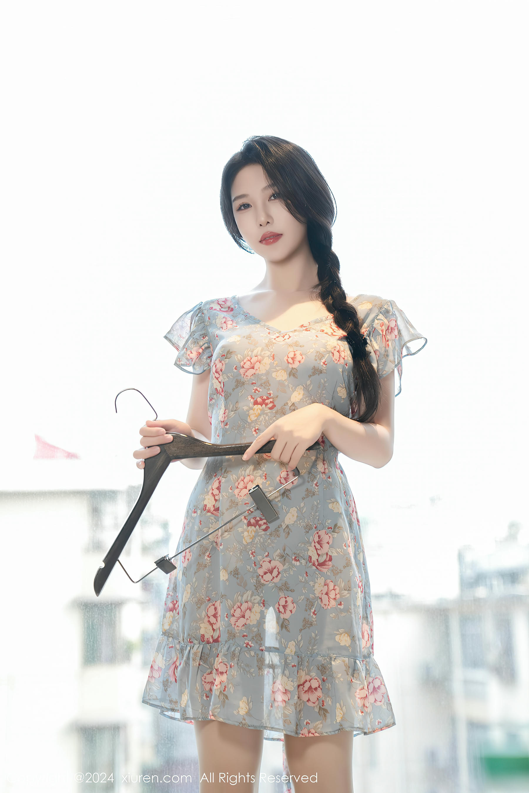 XIUREN秀人网 2024.06.14 NO.8704 利世[80+1P／669MB]_第1集