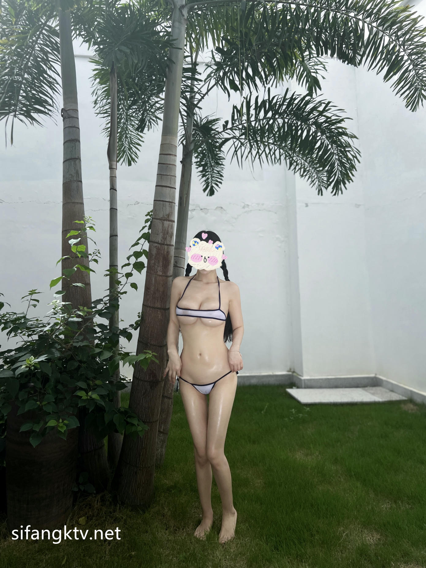 朱可儿 泳衣 [103P2V-3.03G]_第1集