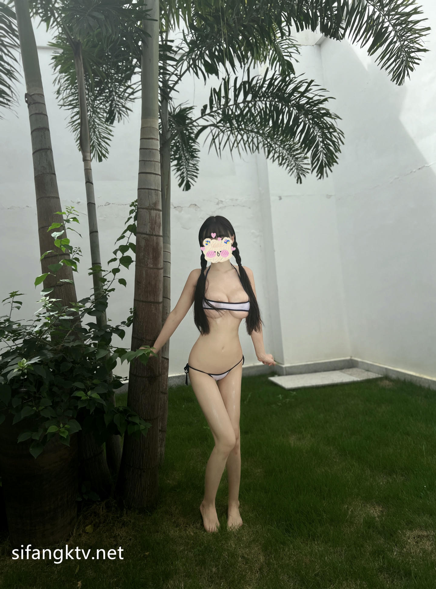 朱可儿 泳衣 [103P2V-3.03G]_第1集