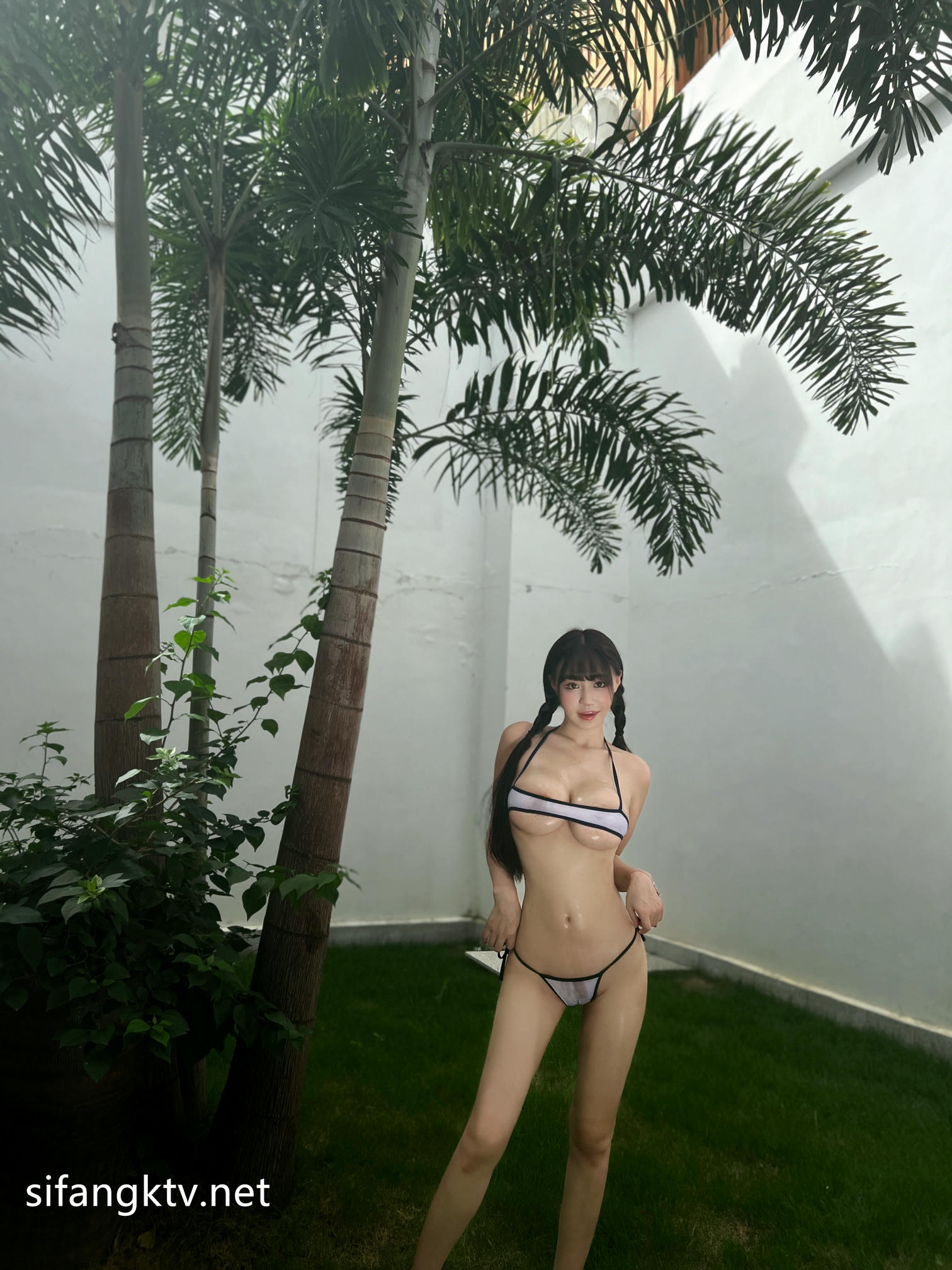 朱可儿 泳衣 [103P2V-3.03G]_第2集