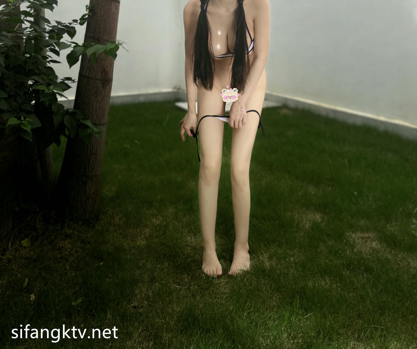 朱可儿 泳衣 [103P2V-3.03G]_第2集