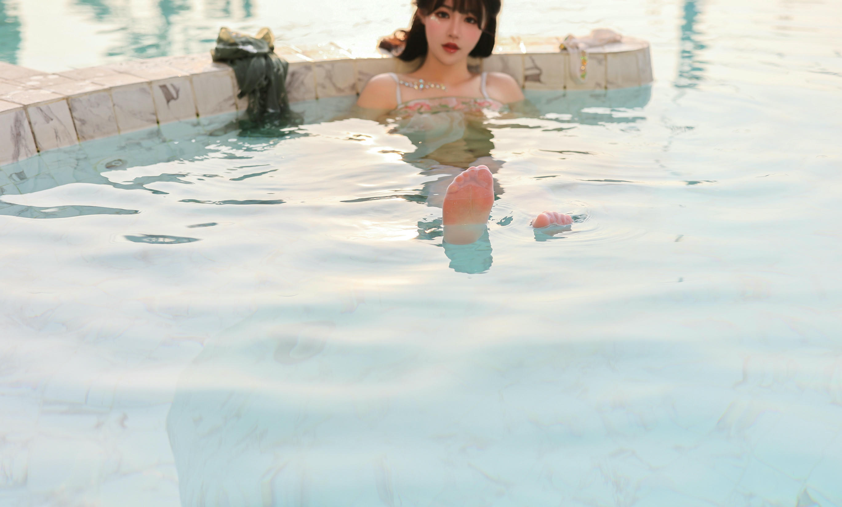 朱可儿 薄纱透视 [96P／260MB]_第4集