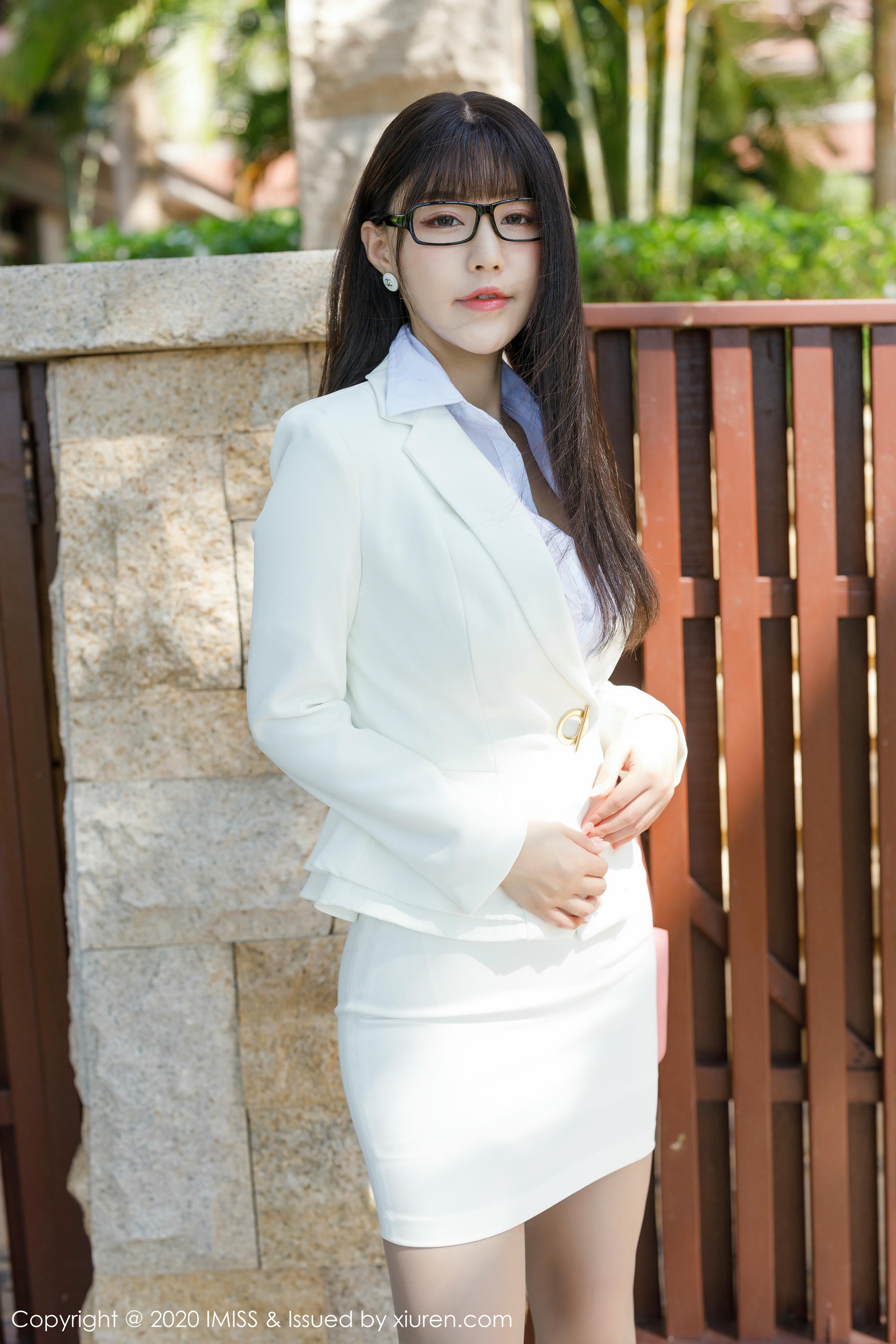 IMISS爱蜜社 2020.05.14 VOL.470 朱可儿Flower [51+1P／225MB]_第1集