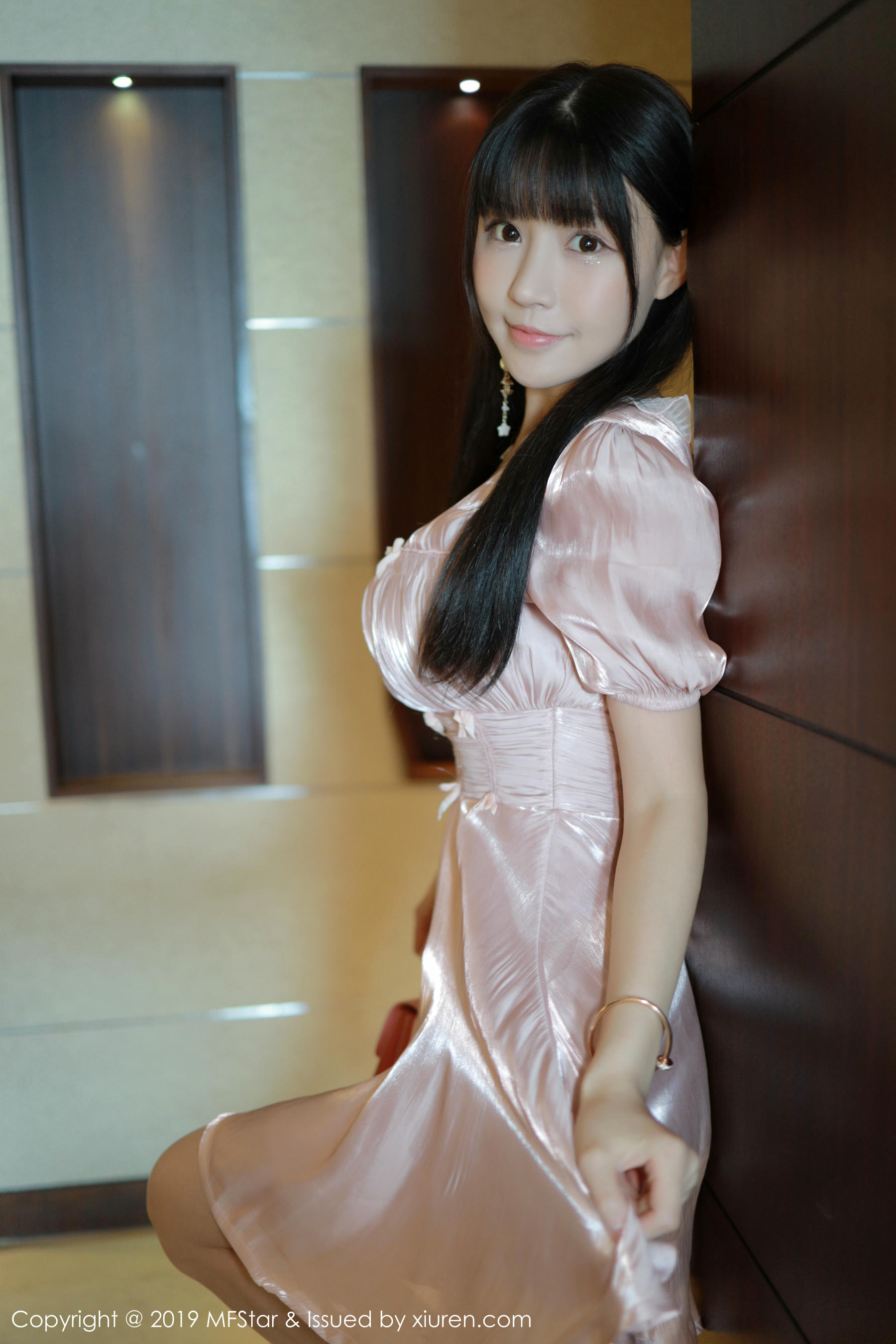 MFStar模范学院 2019.09.30 VOL.217 Flower朱可儿[90+1P／233M]_第1集