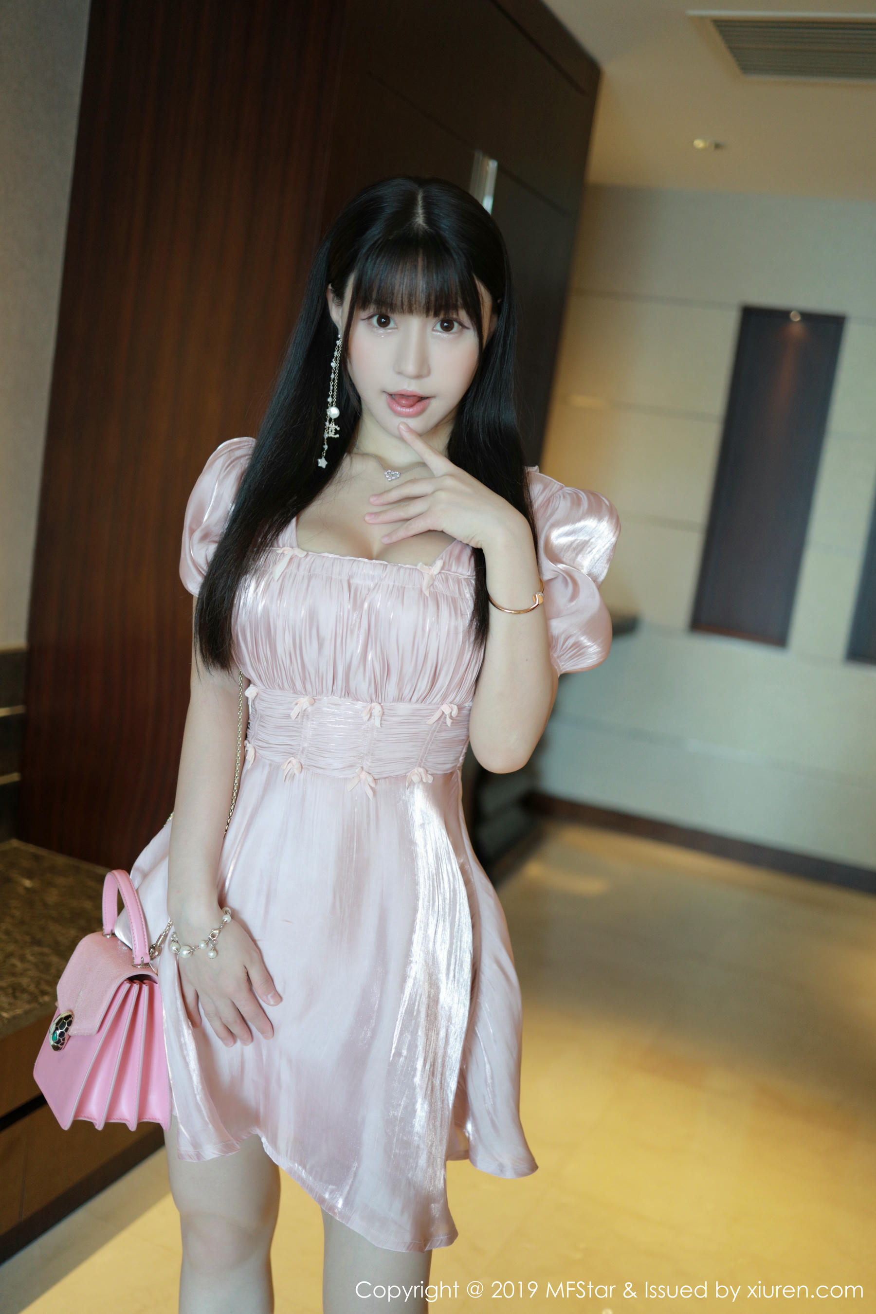 MFStar模范学院 2019.09.30 VOL.217 Flower朱可儿[90+1P／233M]_第1集