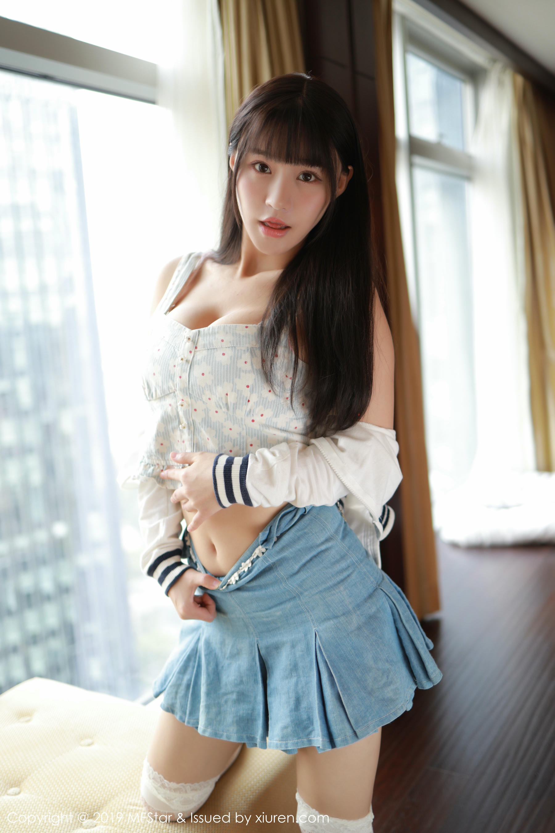 MFStar模范学院 2019.11.25 VOL.233 Flower朱可儿[77+1P／165M]_第1集