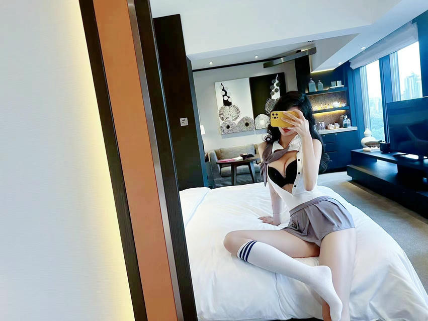 073_葛征GEZHENG JK百褶裙[20P／49MB]_第1集