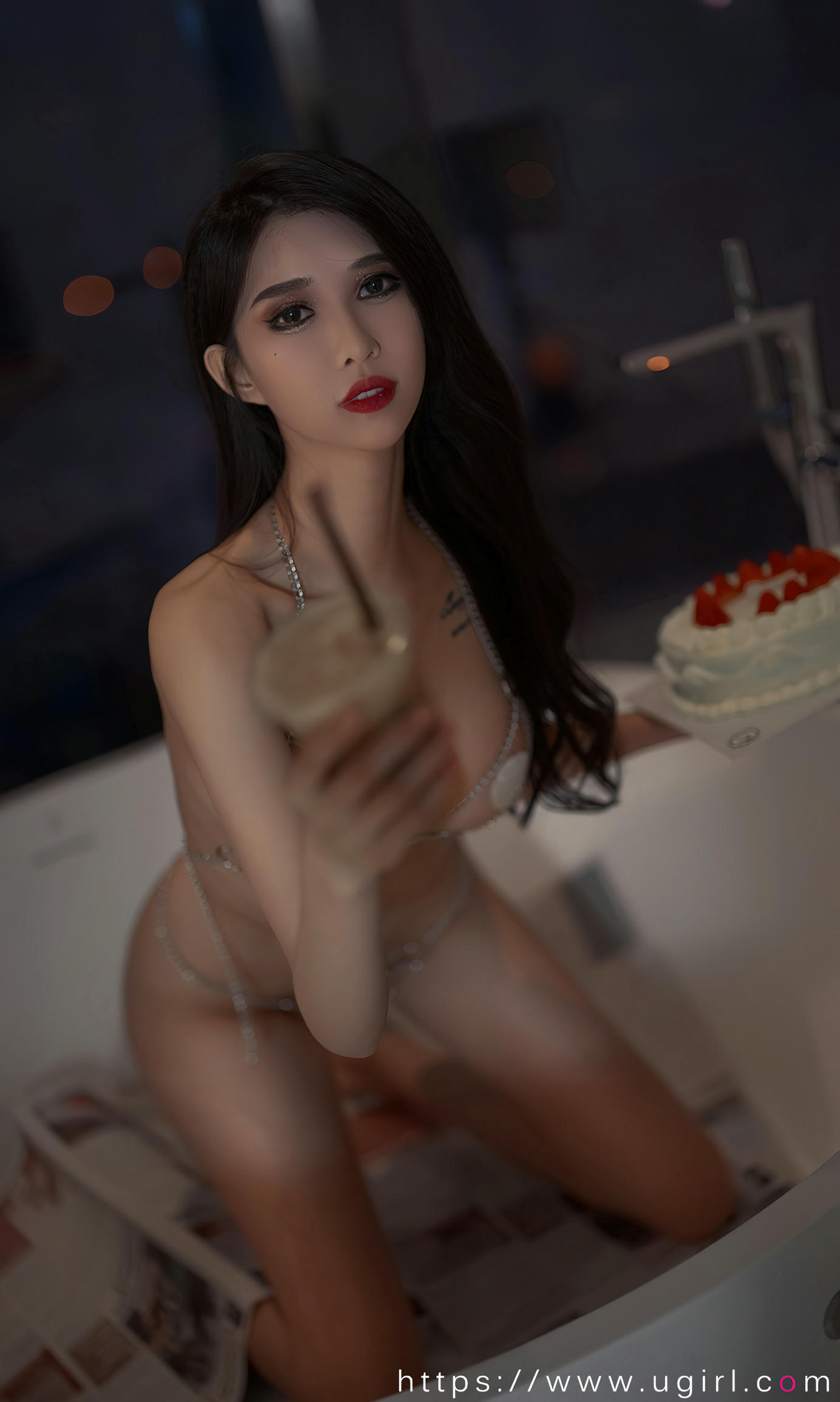 Ugirls爱尤物 2022 NO.2382 葛征Model 致命滋味[35P／49.5MB]_第1集
