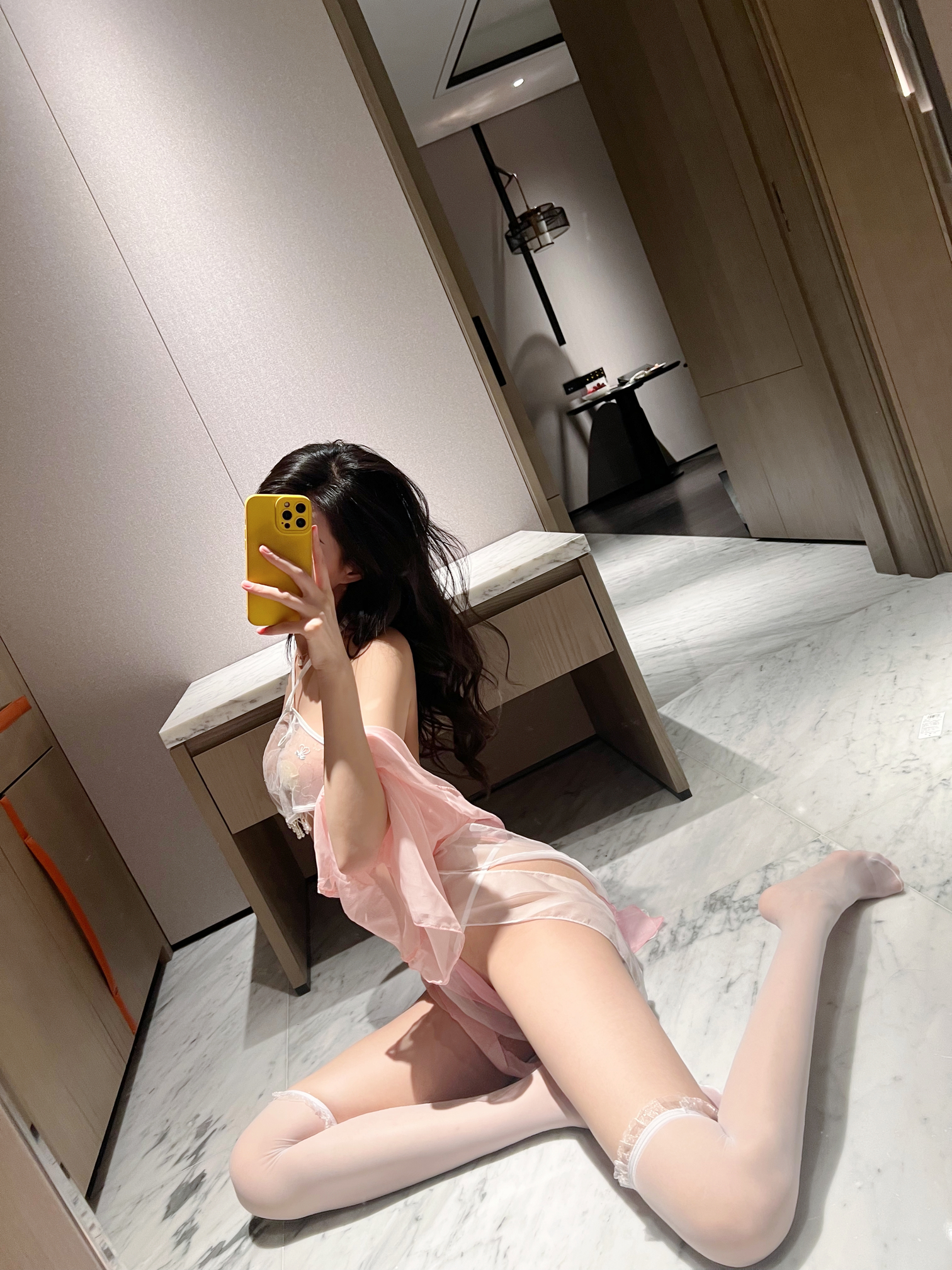071_葛征GEZHENG 御姐仙女腿精 [20P／242MB]_第1集
