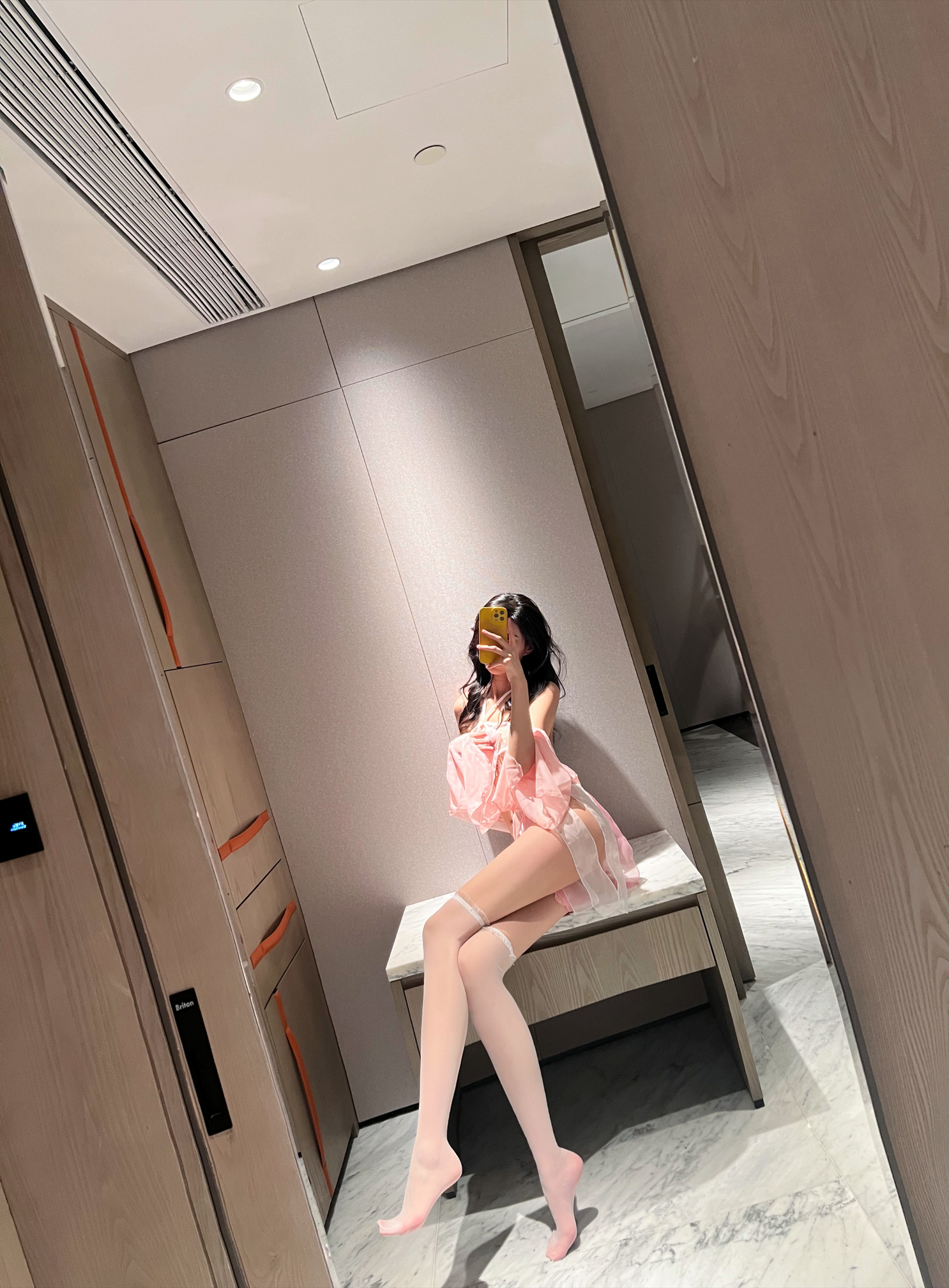 071_葛征GEZHENG 御姐仙女腿精 [20P／242MB]_第1集