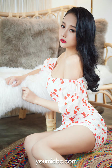 YOUMI尤蜜 2019.05.17 NO.0086 冷艳美人 何嘉颖[38P／24.8MB]_第1集