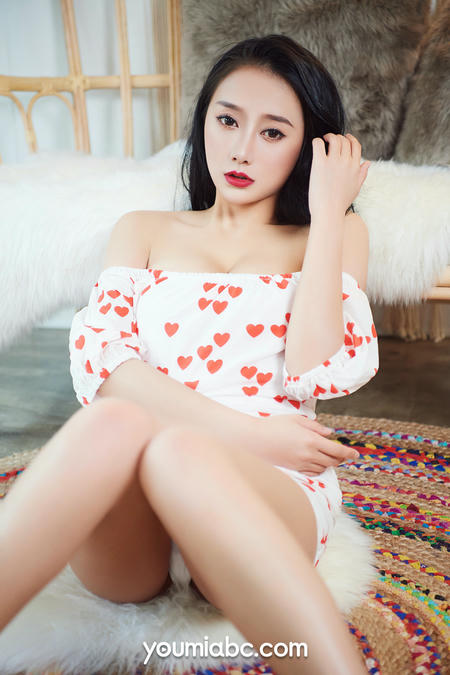 YOUMI尤蜜 2019.05.17 NO.0086 冷艳美人 何嘉颖[38P／24.8MB]_第1集