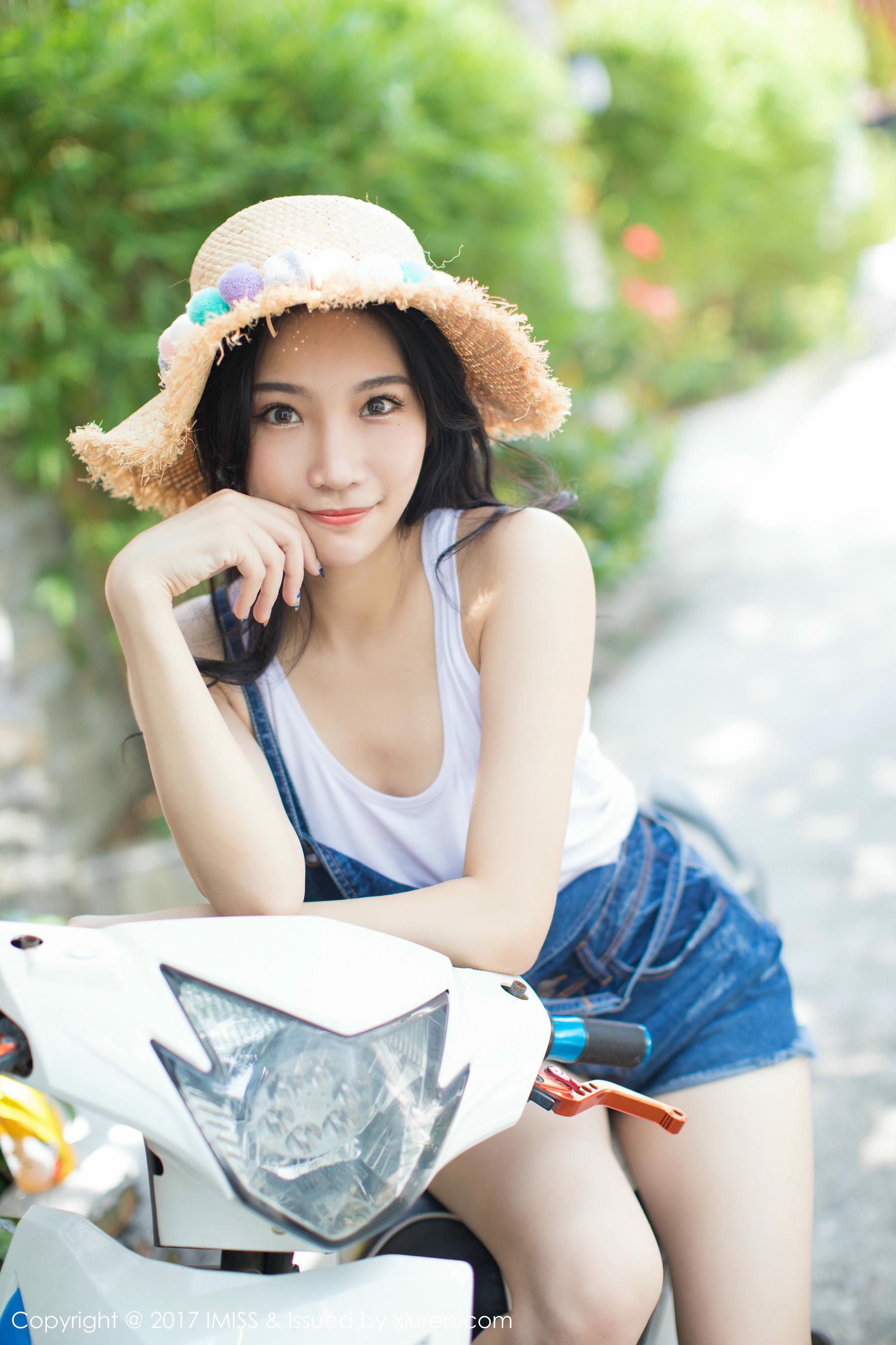 IMISS爱蜜社 2017.08.21 VOL.180 小狐狸Sica [46+1P163M]_第1集