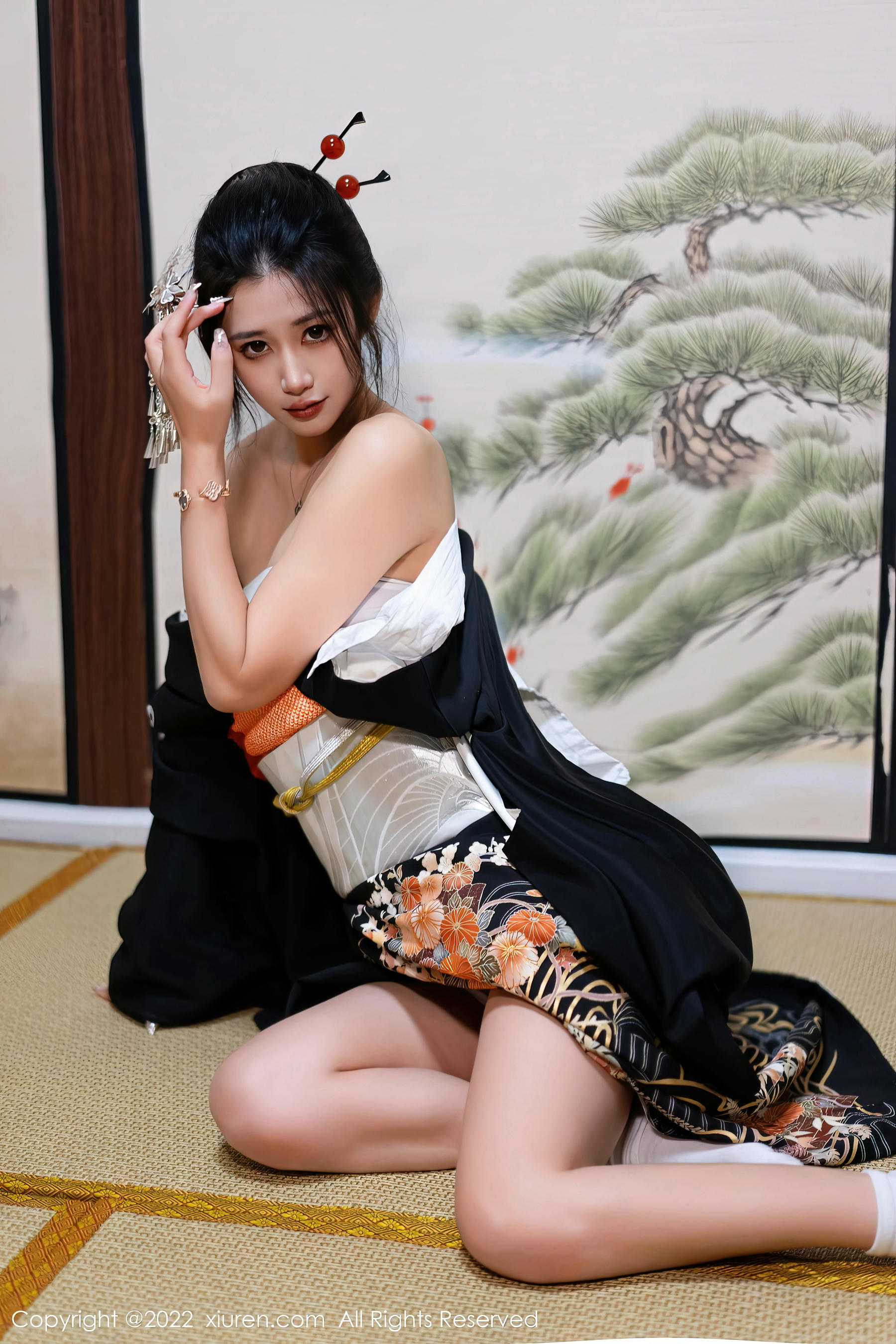 XIUREN秀人网 2022.11.30 NO.5932 laura阿姣[74+1P／652MB]_第3集