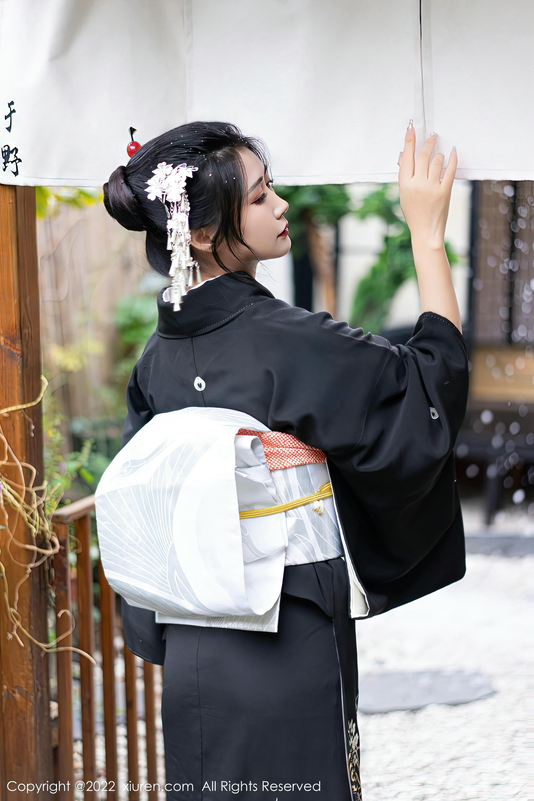 XIUREN秀人网 2022.11.30 NO.5932 laura阿姣[74+1P／652MB]_第1集
