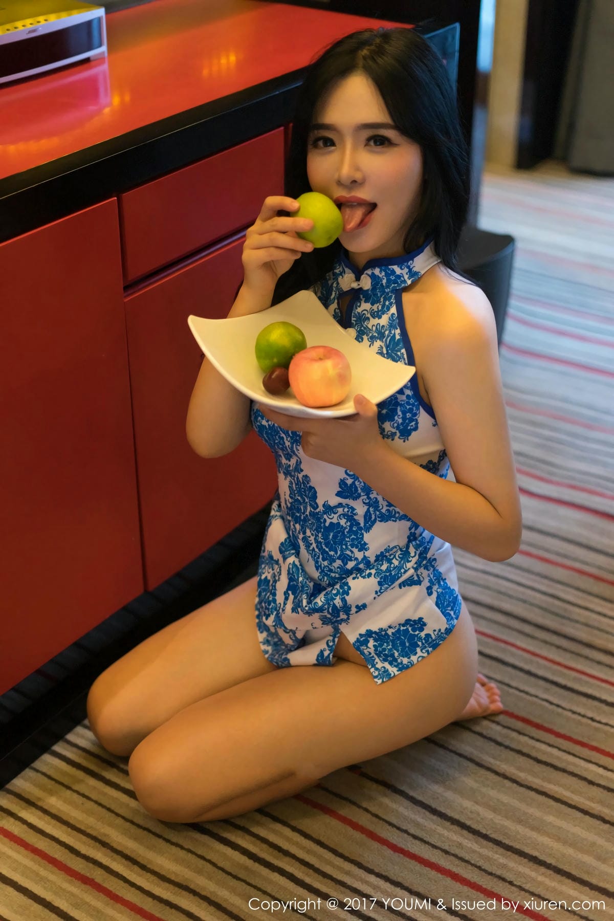 YouMi尤蜜荟 2017.10.18 NO.073 刘钰儿 [40P74.7M]_第2集