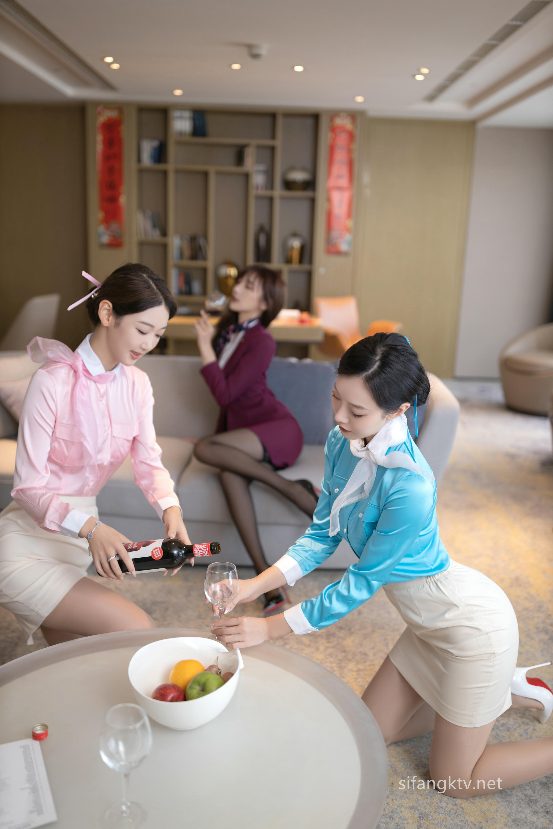 安然 陆萱萱&唐安琪 恭贺新春 [3V80P2.9G]_第1集