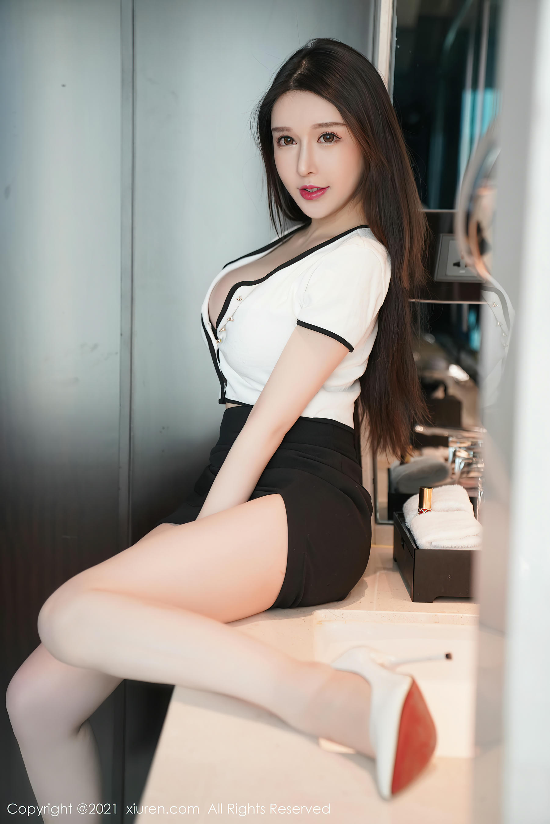 XIUREN秀人网 2021.01.20 NO.3023 玉兔miki[70+1P／679MB]_第1集