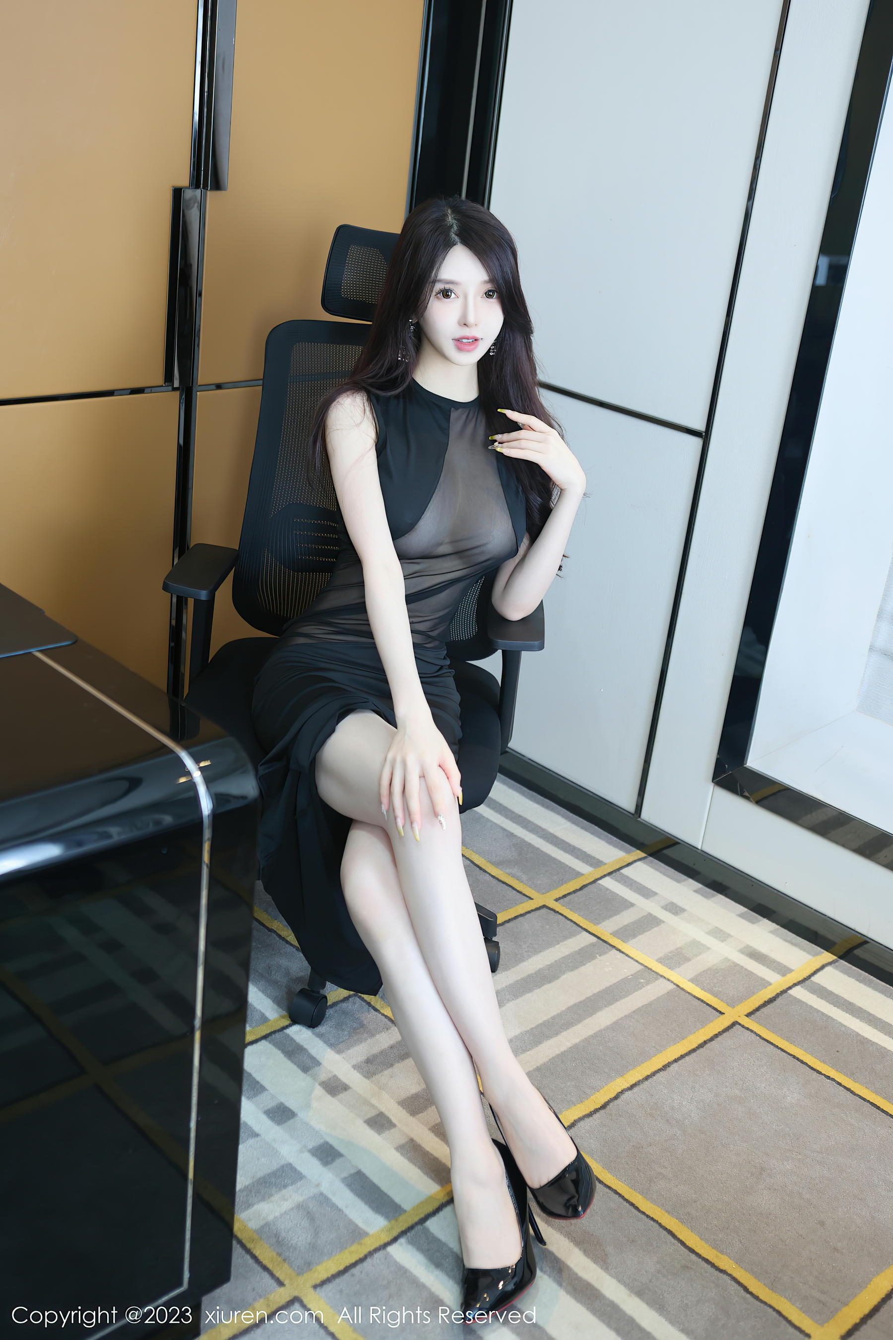 XIUREN秀人网 2023.06.19 NO.6937 玉兔miki [81+1P740M]_第1集