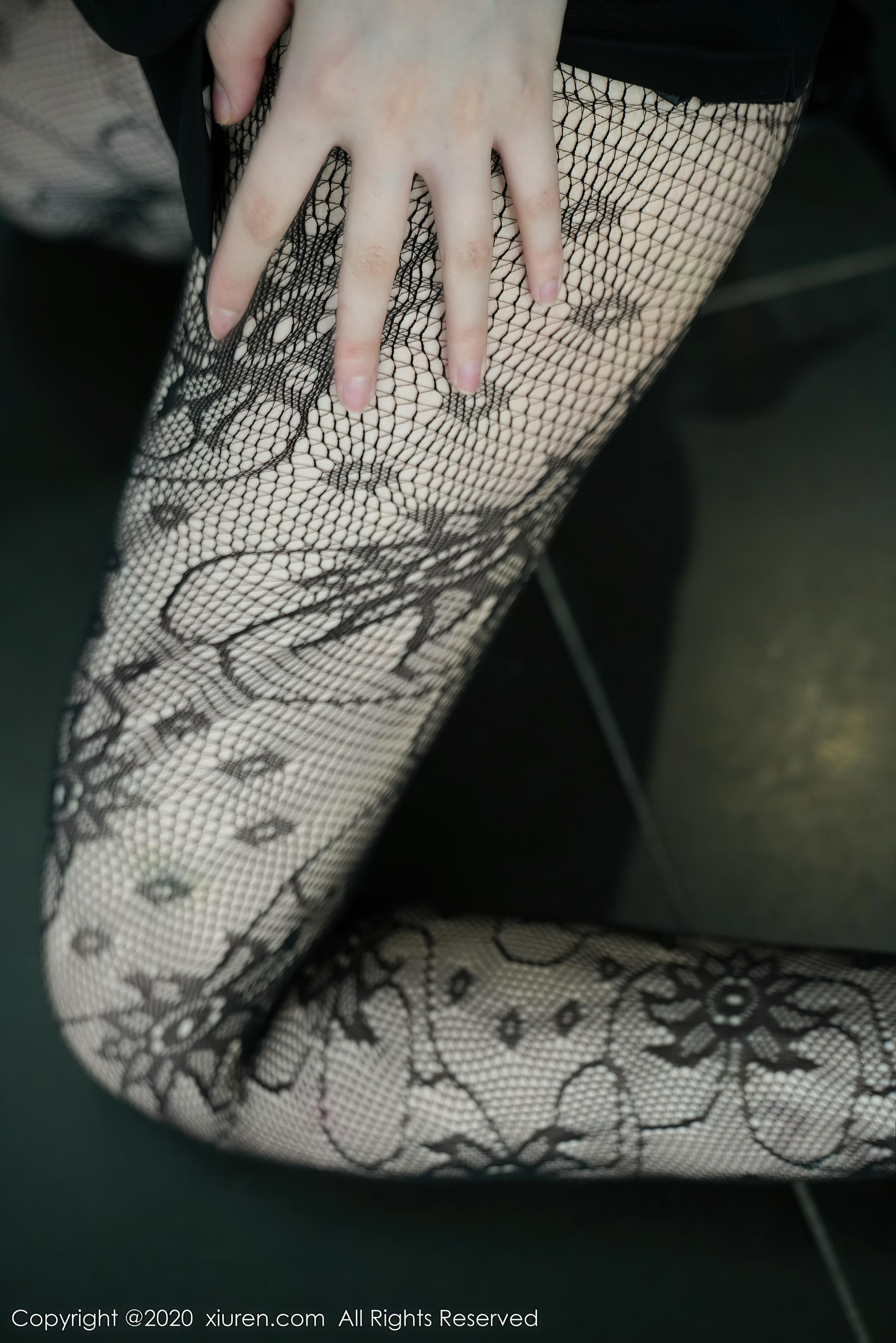 [XiuRen秀人网] NO.099 2020.11.02 VOL.2725 糯美子Mini [77P-773MB]_第2集