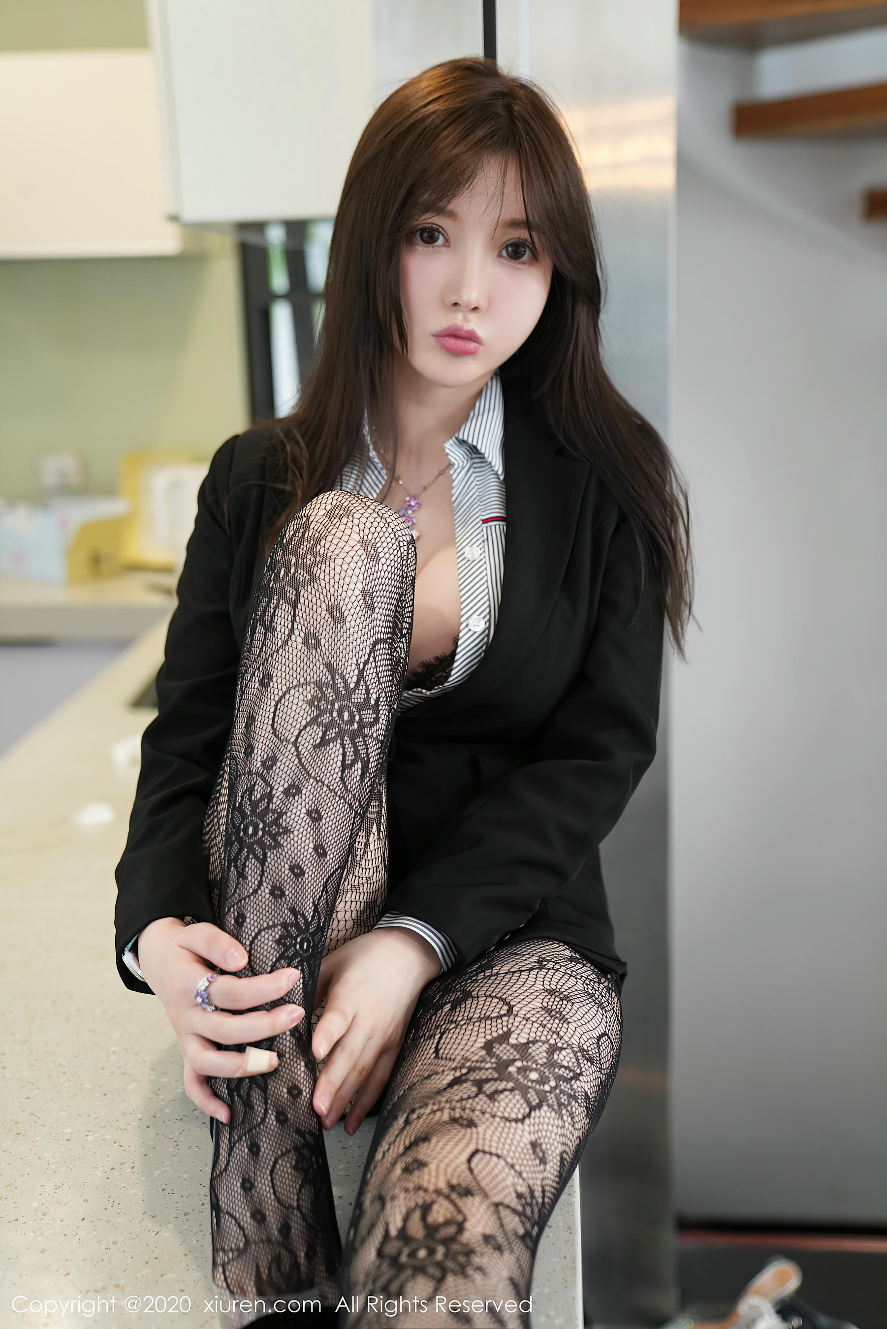 [XiuRen秀人网] NO.099 2020.11.02 VOL.2725 糯美子Mini [77P-773MB]_第3集
