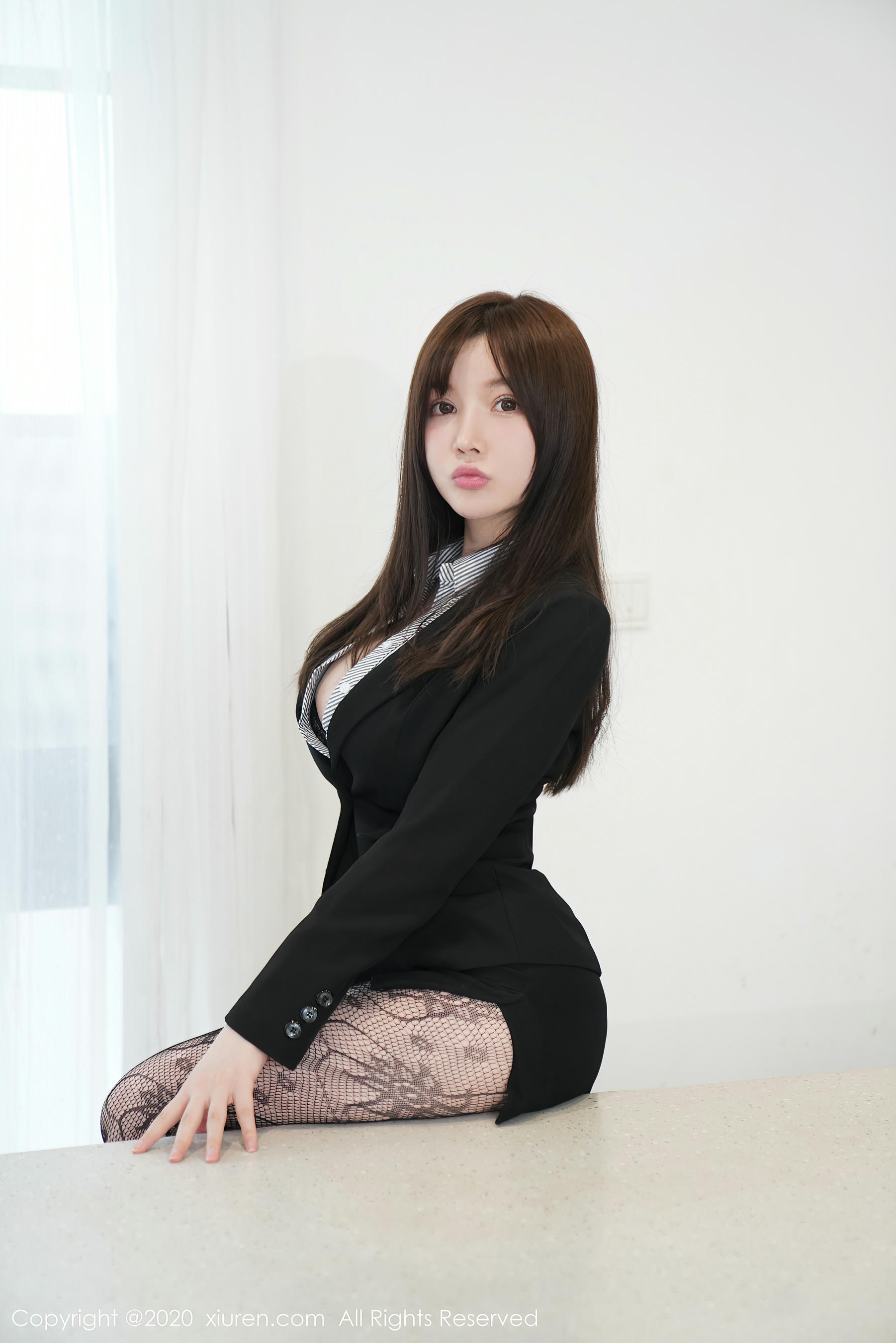 [XiuRen秀人网] NO.099 2020.11.02 VOL.2725 糯美子Mini [77P-773MB]_第3集