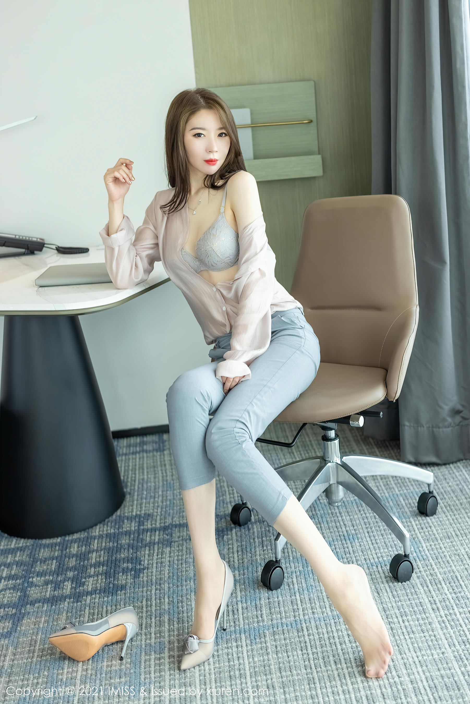 IMISS爱蜜社 2021.09.17 VOL.631 梦心月 [56+1P494M]_第2集