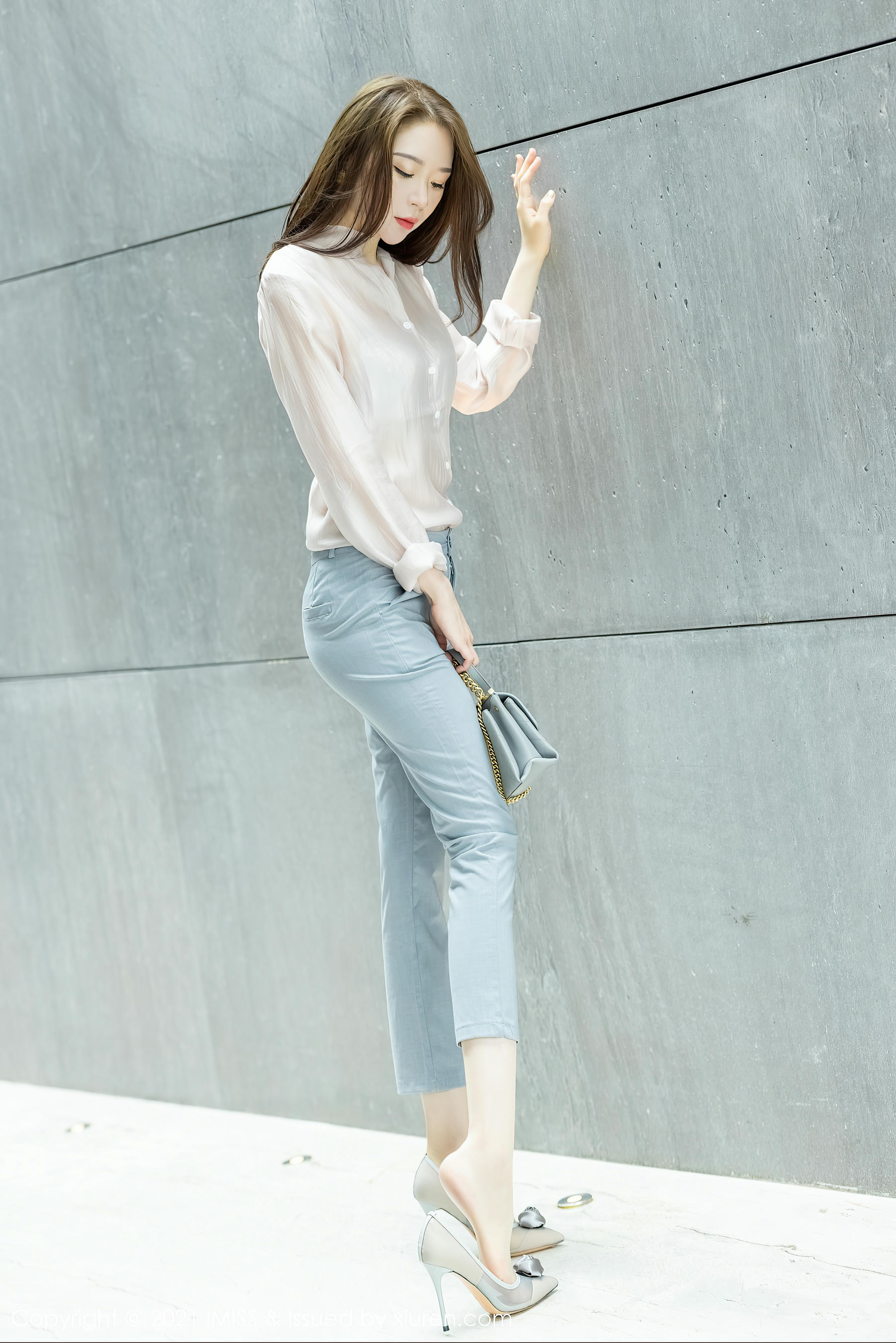 IMISS爱蜜社 2021.09.17 VOL.631 梦心月 [56+1P494M]_第1集