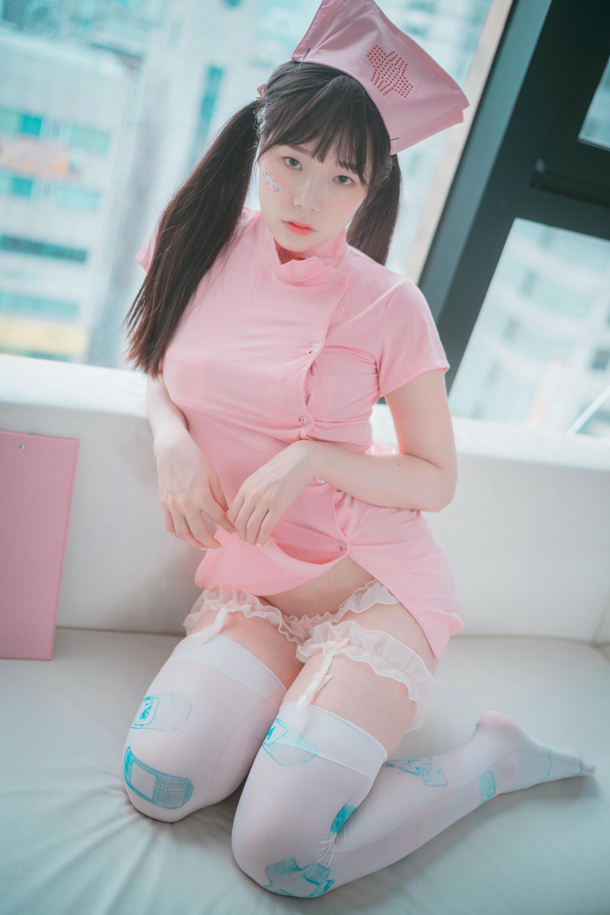 韩国美女-DJAWA Photo Vol.0218 - Nursing Overtime [65P 634MB]_第1集