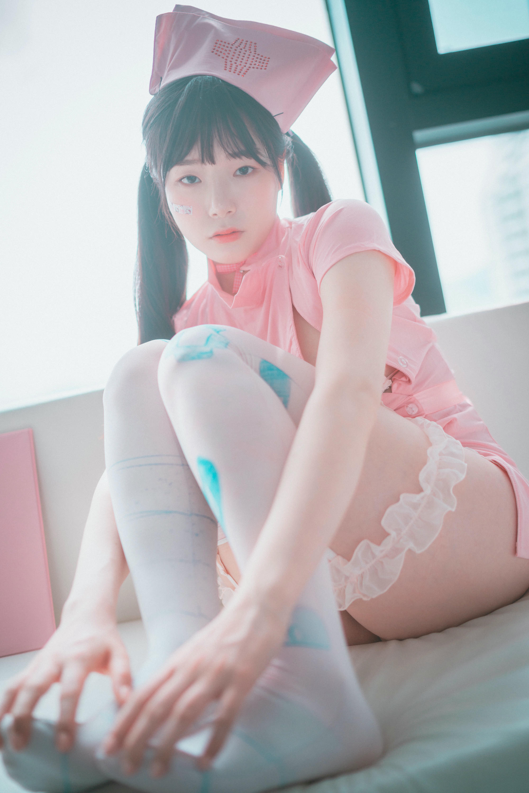 韩国美女-DJAWA Photo Vol.0218 - Nursing Overtime [65P 634MB]_第2集